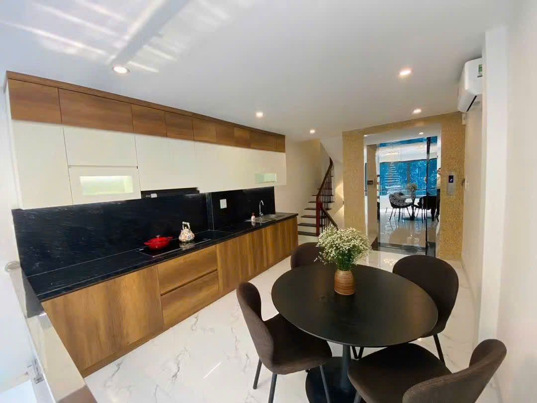 🏡 CHO THUÊ NHÀ PHÚC LỢI 40m2 x  6 TẦNG – THANG MÁY – GARA Ô TÔ – FULL NỘI THẤT – KẾT HỢP Ở & LÀM VĂN PHÒNG 🏡