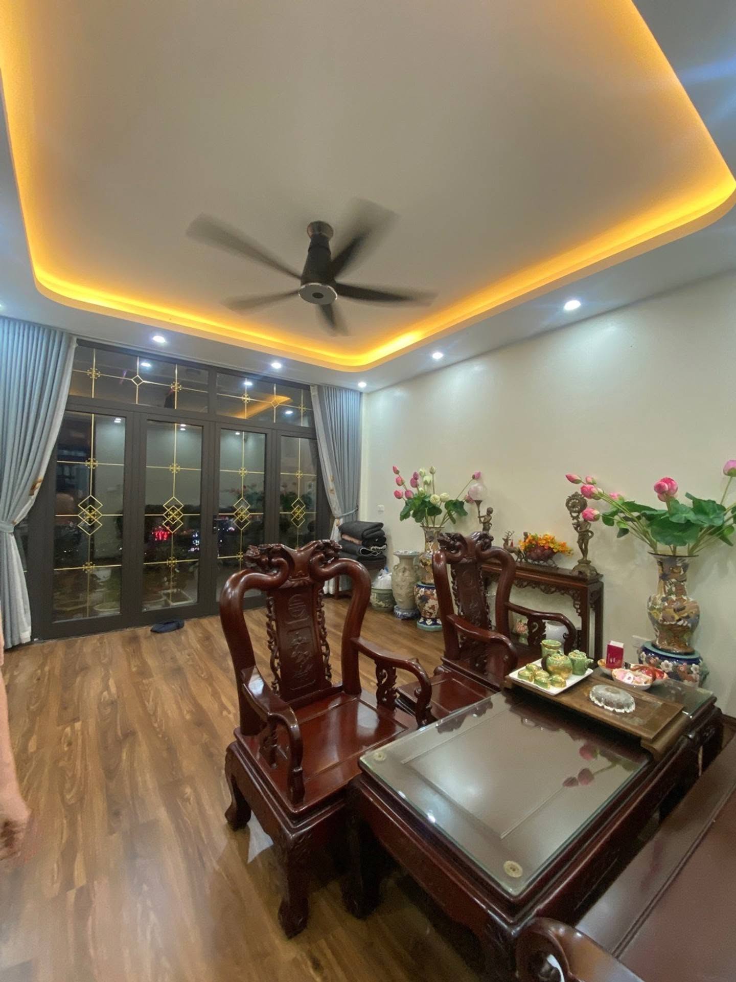 Biệt thự Sài Đồng 180m2, 4 tầng, vỉa hè , cây xanh mát xung quanh nhỉnh 40 tỷ.-4
