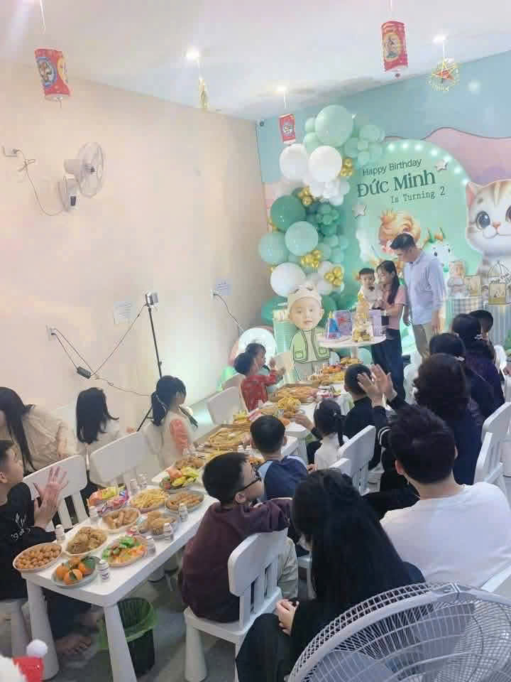 SANG NHƯỢNG GẤP KHU VUI CHƠI KẾT HỢP CAFE – YUMMY KID CAFE – TP. HOA LƯ, NINH BÌNH