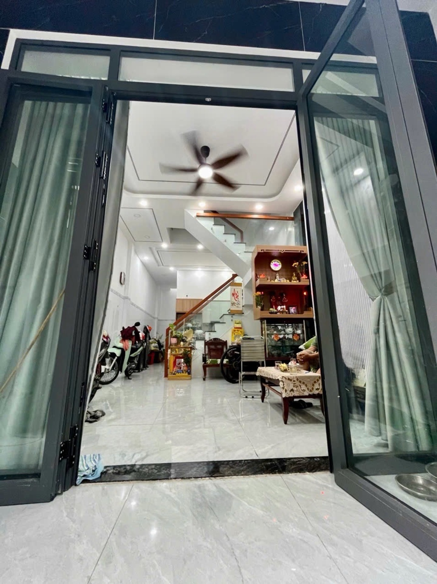 NGAY CHIẾN LƯỢC - BÌNH TRỊ ĐÔNG - GIÁP QUẬN 6 - SỔ ĐẸP HOÀN CÔNG - CHỈ NHỈNH 5 TỶ XÍ