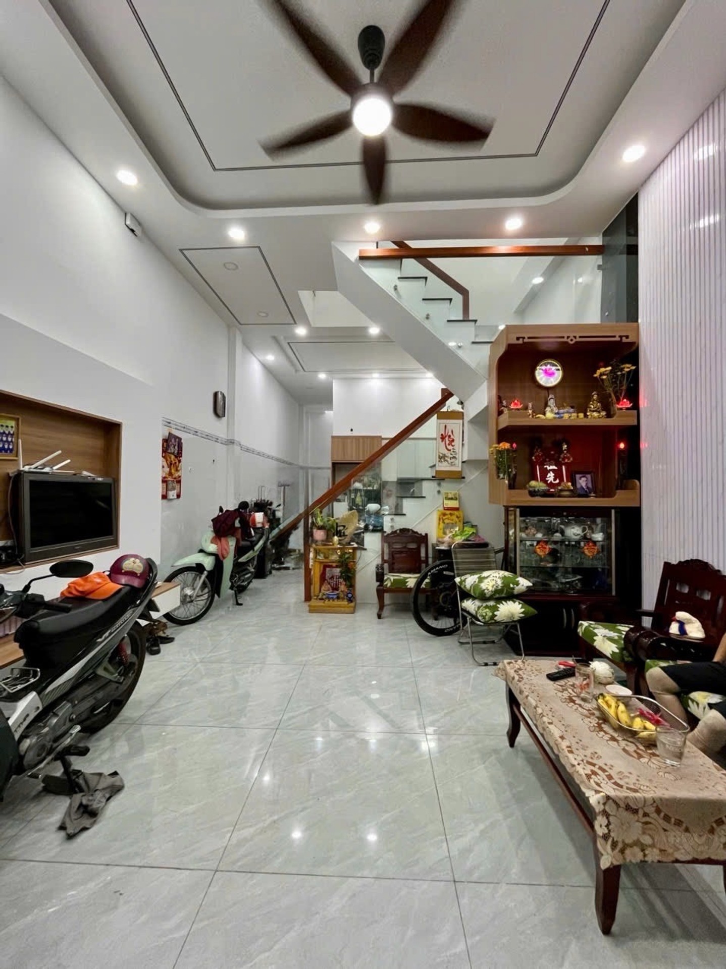 NGAY CHIẾN LƯỢC - BÌNH TRỊ ĐÔNG - GIÁP QUẬN 6 - SỔ ĐẸP HOÀN CÔNG - CHỈ NHỈNH 5 TỶ XÍ