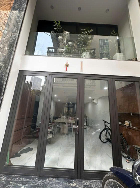 Chính chủ có mặt bằng Tầng 1 cần cho thuê tại Khu Yên Hòa (Trung Kính đường đôi) - Cầu Giấy - Hà Nội.