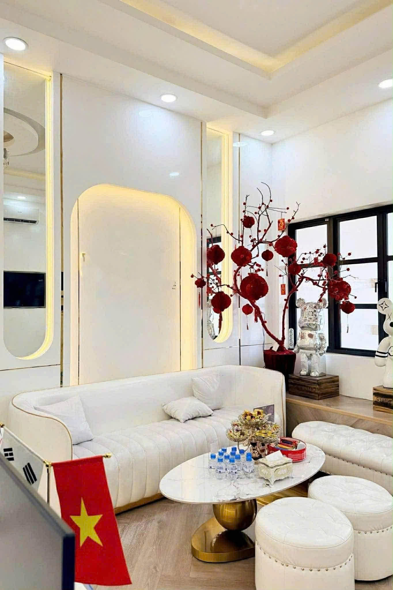 Mở rộng quy mô sang cơ sở mới lớn hơn cần CHUYỂN NHƯỢNG CƠ SỞ CHĂM SÓC SẮC ĐẸP & MẶT BẰNG KHU CITYLAND GÒ VẤP