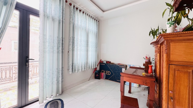 Bán nhà 3 tầng, 68m2,  đường Số 5, Linh Xuân, Thủ Đức. TP HCM. Sổ hồng riêng, giá 3,69  tỷ.-3