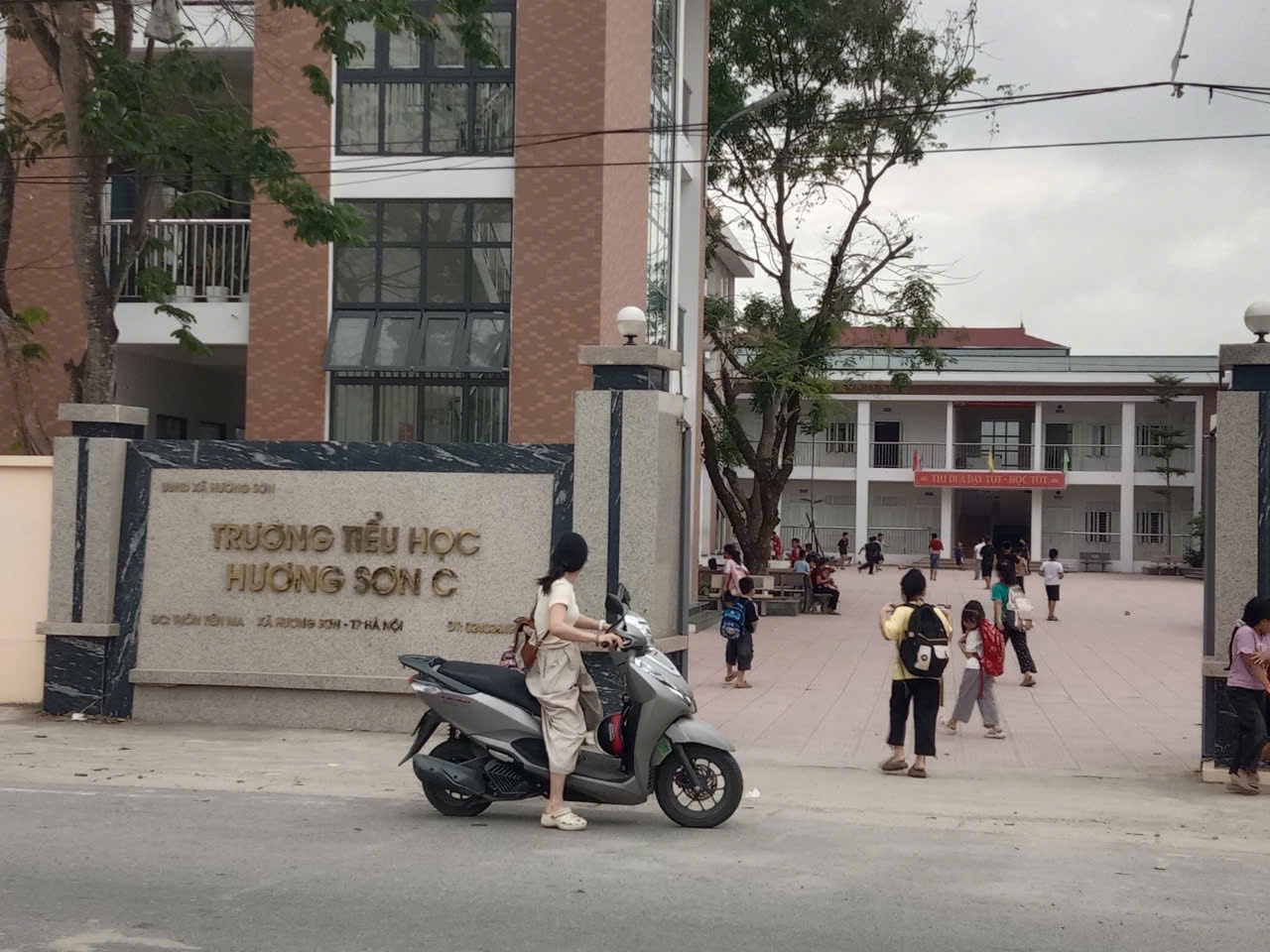 CHÍNH CHỦ BÁN NHANH ĐẤT có sẵn nhà cấp 4 vị trí đắc địa mặt đường tỉnh lộ 419 Tam Chúc chùa Hương-3