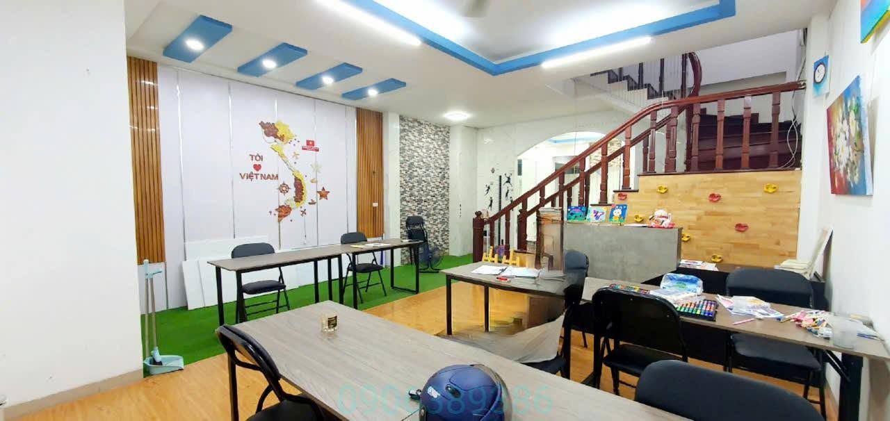 Bán nhà mặt phố Chân Cầm, 80m2, 4 tầng, mặt tiền 3.2m, 72.8 tỷ, kinh doanh đỉnh
