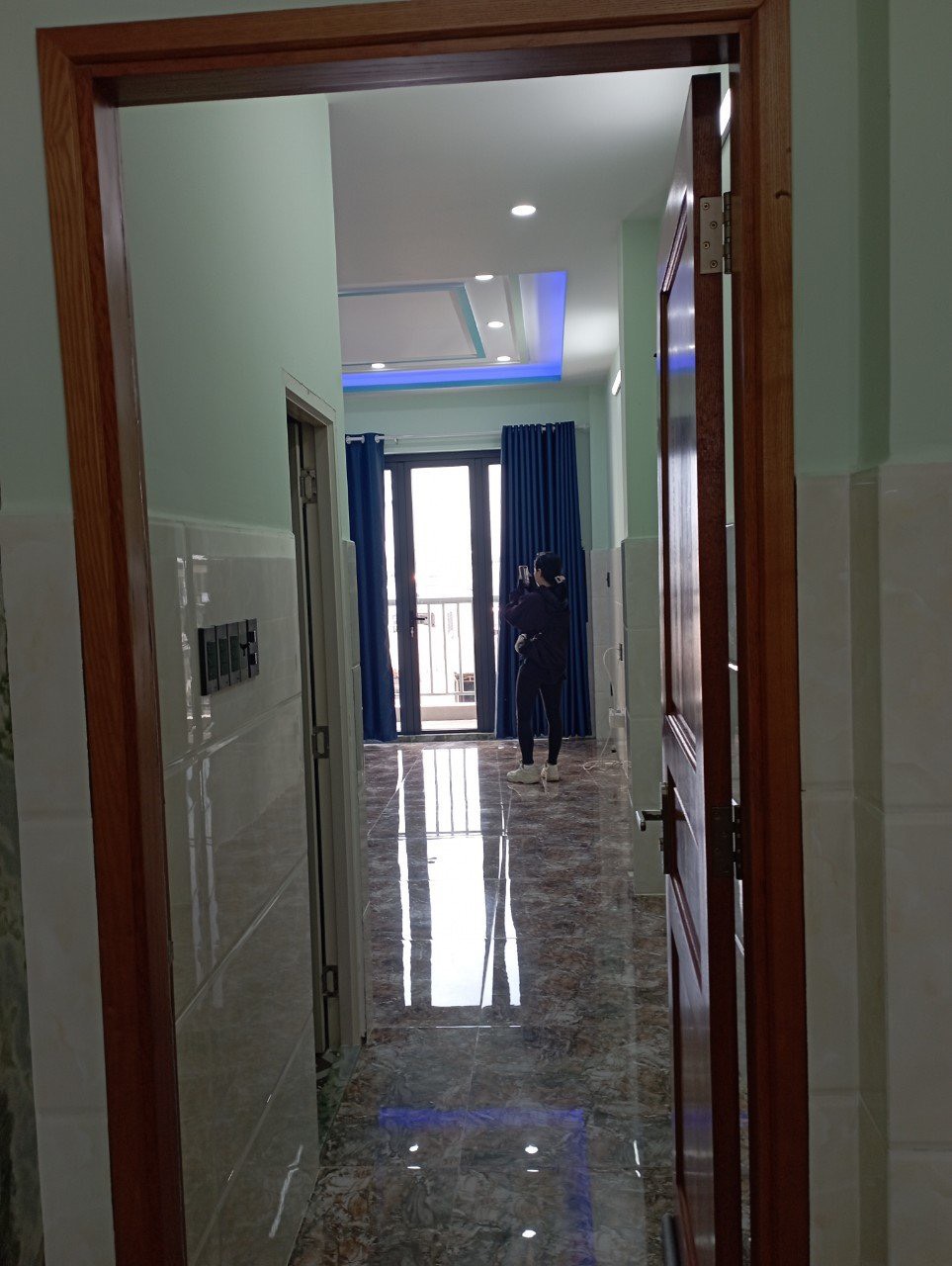 Bán CHDV 4 lầu hẻm 1 sẹc 310 Dương Quảng Hàm ngang 4.5m 86m2 9PN khoán 30tr chỉ 11.5 tỷ. -3