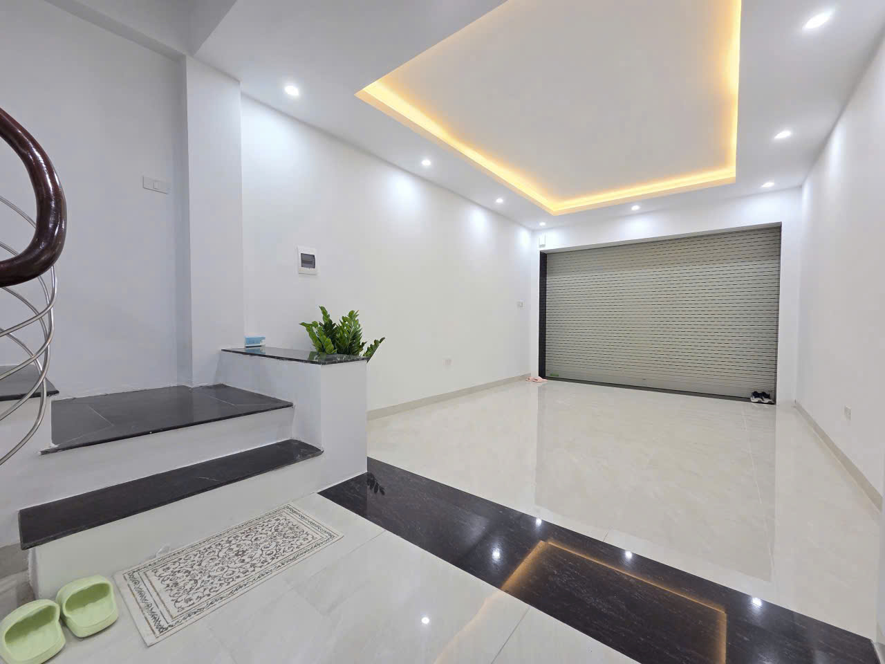 PHÂN LÔ LÊ TRỌNG TẤN, THANH XUÂN  Ô TÔ VÀO NHÀ – KINH DOANH VĂN PHÒNG – NGÕ THÔNG HOÀNG VĂN THÁI