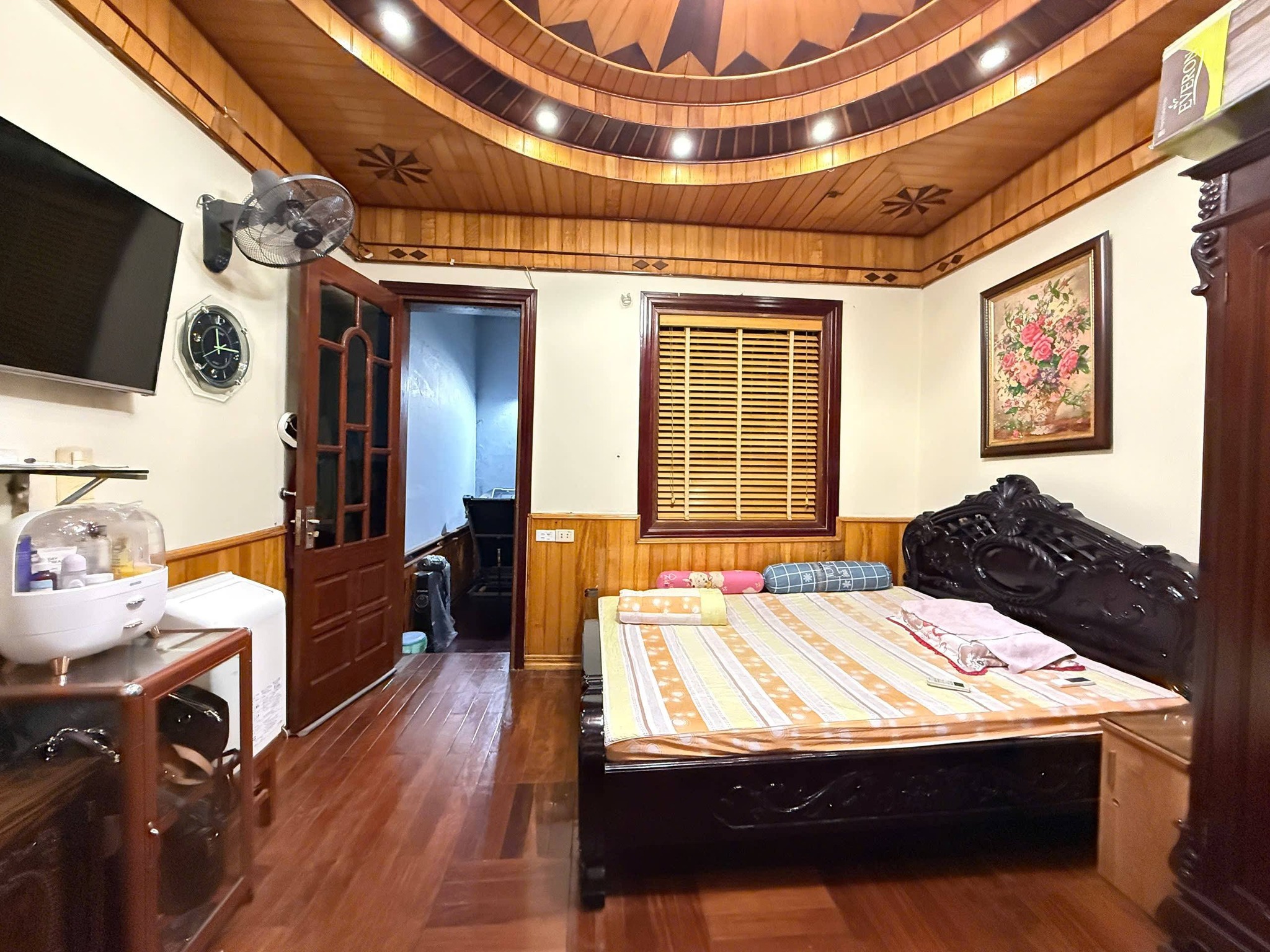 BÁN NHÀ ĐỖ QUANG, PHÂN LÔ VỈA HÈ 52M2 MT4M, OTO TRÁNH, KINH DOANH, VP, 26.X TỶ-4