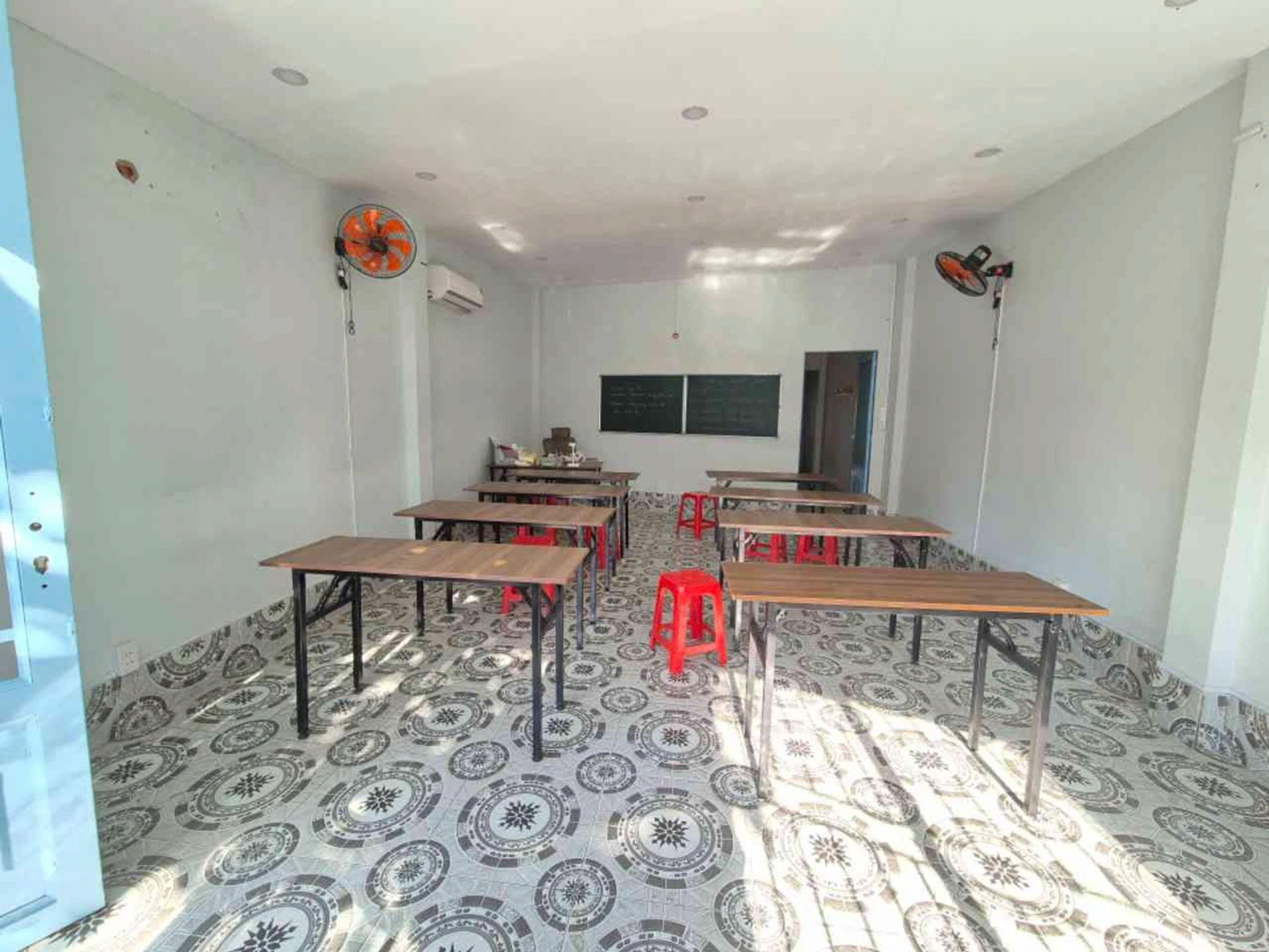 Giá Quá Tốt! Mặt Tiền Tô Ký Không Lộ Giới – 57m² – Chỉ 5,5 Tỷ