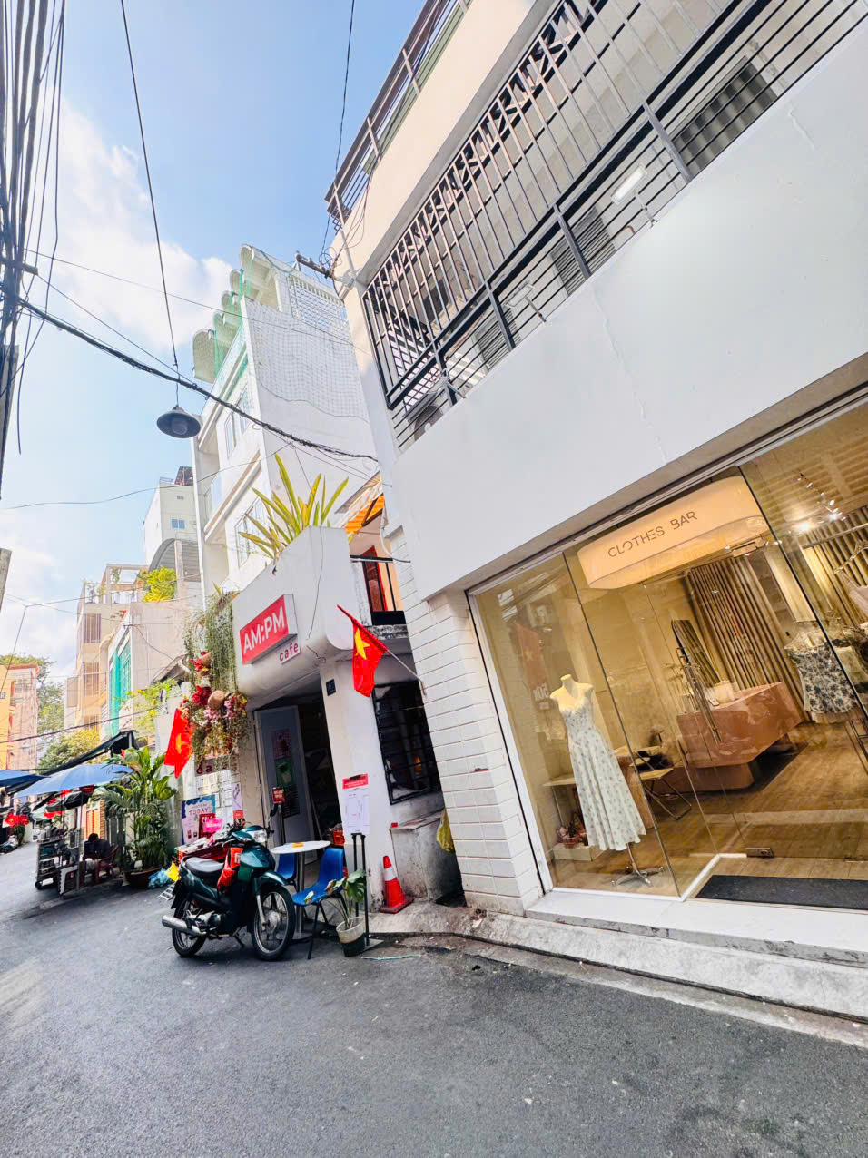 CHỦ XƯA 1 ĐỜI BÁN NHÀ 2 TẦNG MẶT TIỀN HXH Đ.LÊ THỊ RIÊNG, QUẬN 1- NHÀ CĂN GÓC 3 MT THOÁNG- DT 73M2- CHỈ 21,5T- 0938676685 GIANG GIANG
