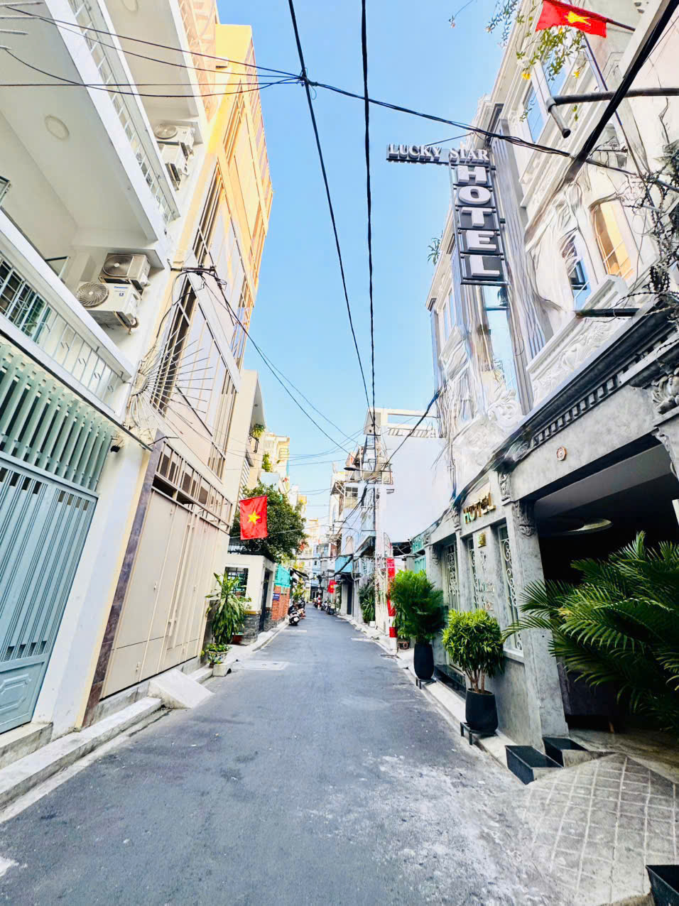 CHỦ XƯA 1 ĐỜI BÁN NHÀ 2 TẦNG MẶT TIỀN HXH Đ.LÊ THỊ RIÊNG, QUẬN 1- NHÀ CĂN GÓC 3 MT THOÁNG- DT 73M2- CHỈ 21,5T- 0938676685 GIANG GIANG-3