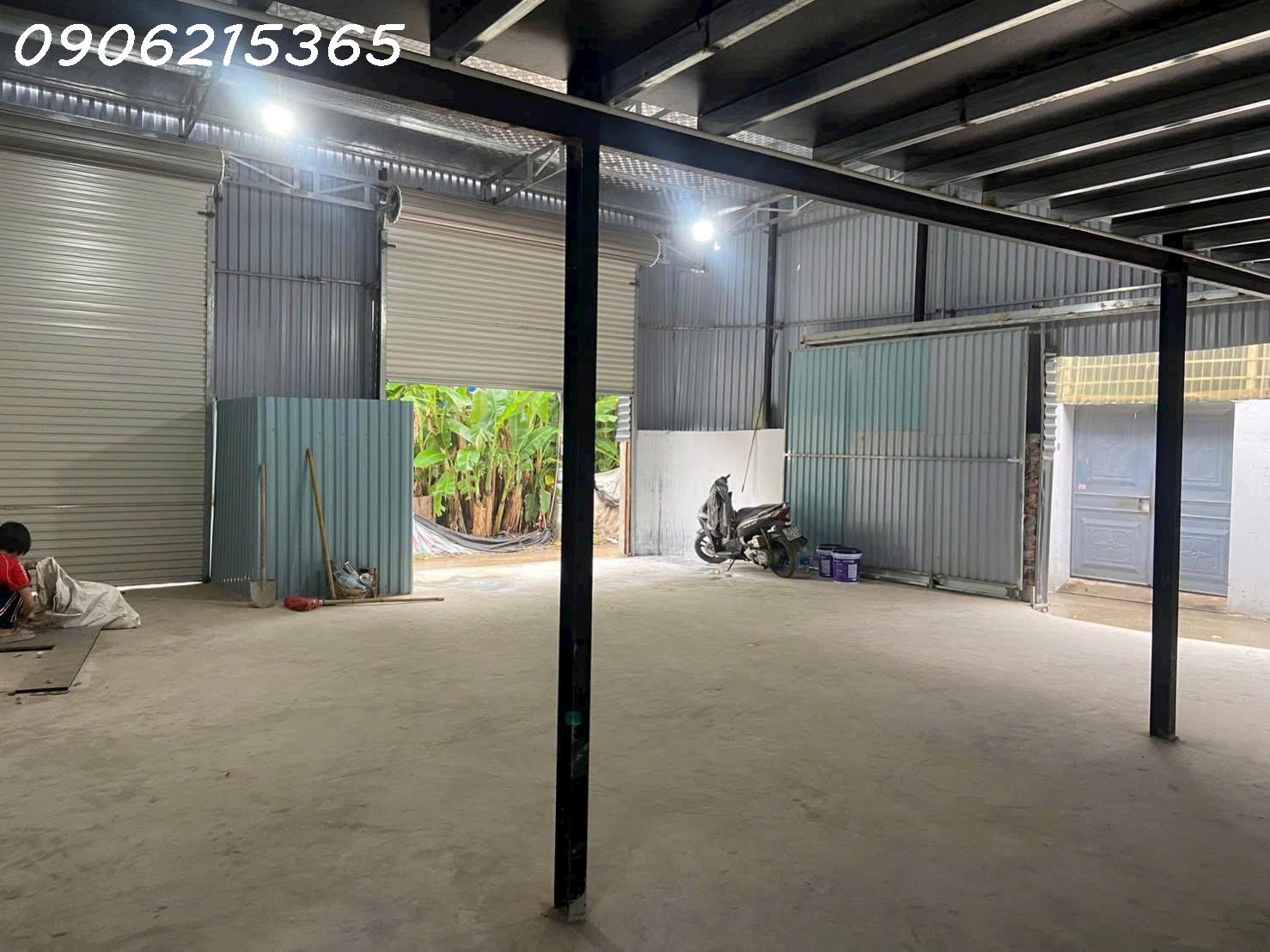 CHO THUÊ KHO 150m2, ĐẠI MỖ – NAM TỪ LIÊM  XE TẢI 3,5 TẤN VÀO TẬN CỬA, chỉ 11tr/th, 0906215365
