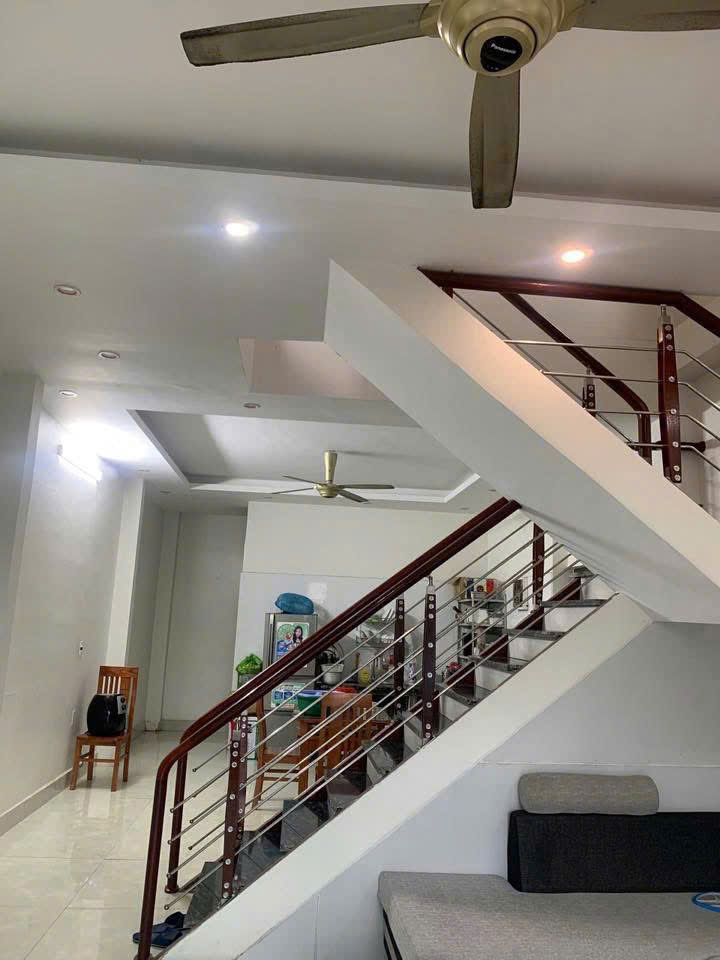 CHÍNH CHỦ BÁN NHÀ 2 TẦNG PHƯỜNG TRẦN HƯNG ĐẠO, TP. QUẢNG NINH – 78M² – GẦN CHỢ HẠ LONG 1 – CHỈ 2,15 TỶ