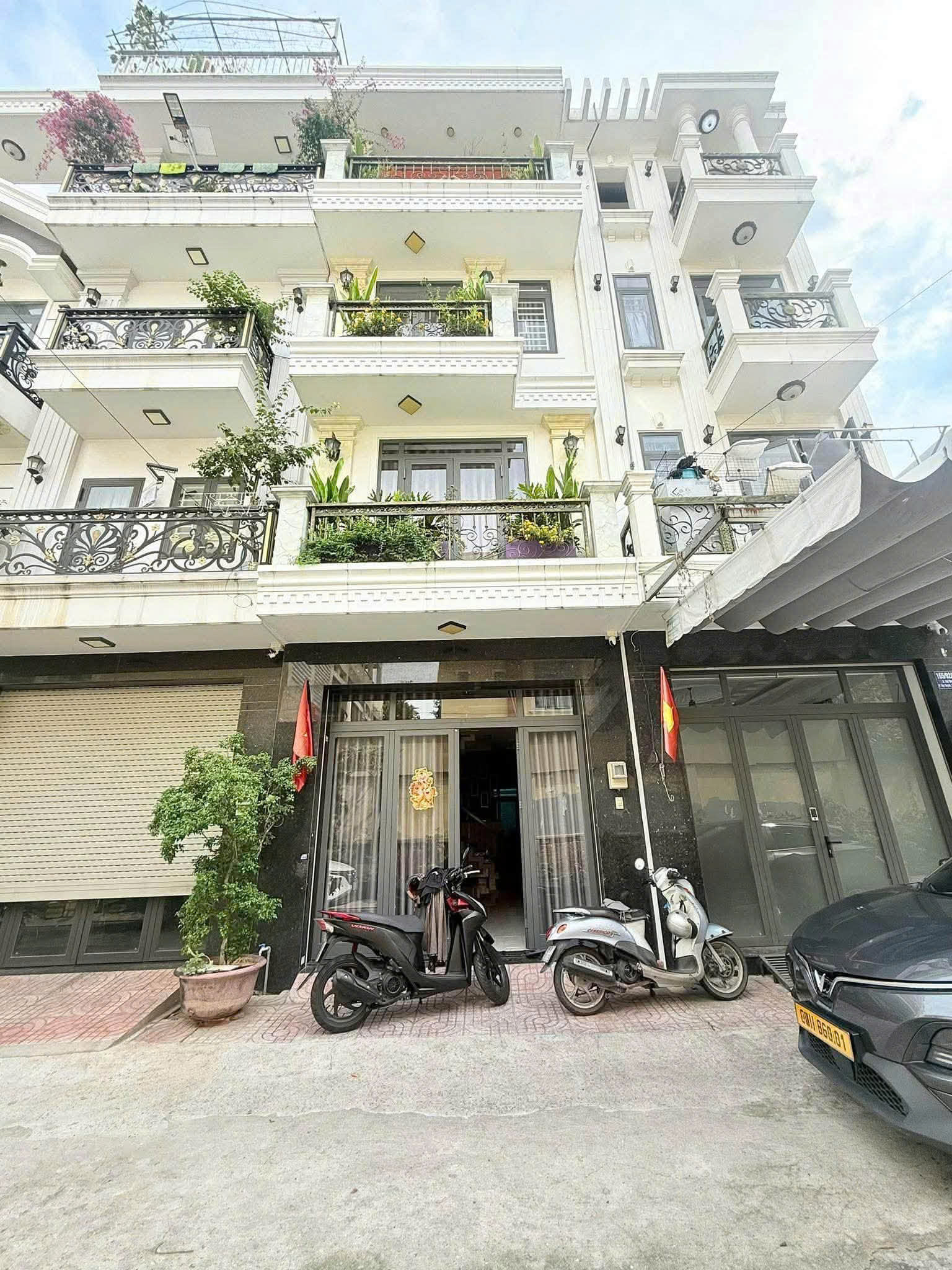 Bán nhà HXH 8m Tây Thạnh - giao Nguyễn Hữu Tiến, 4x17m, 4 Tầng  - 5PN, sổ A4, 10 Tỷ.