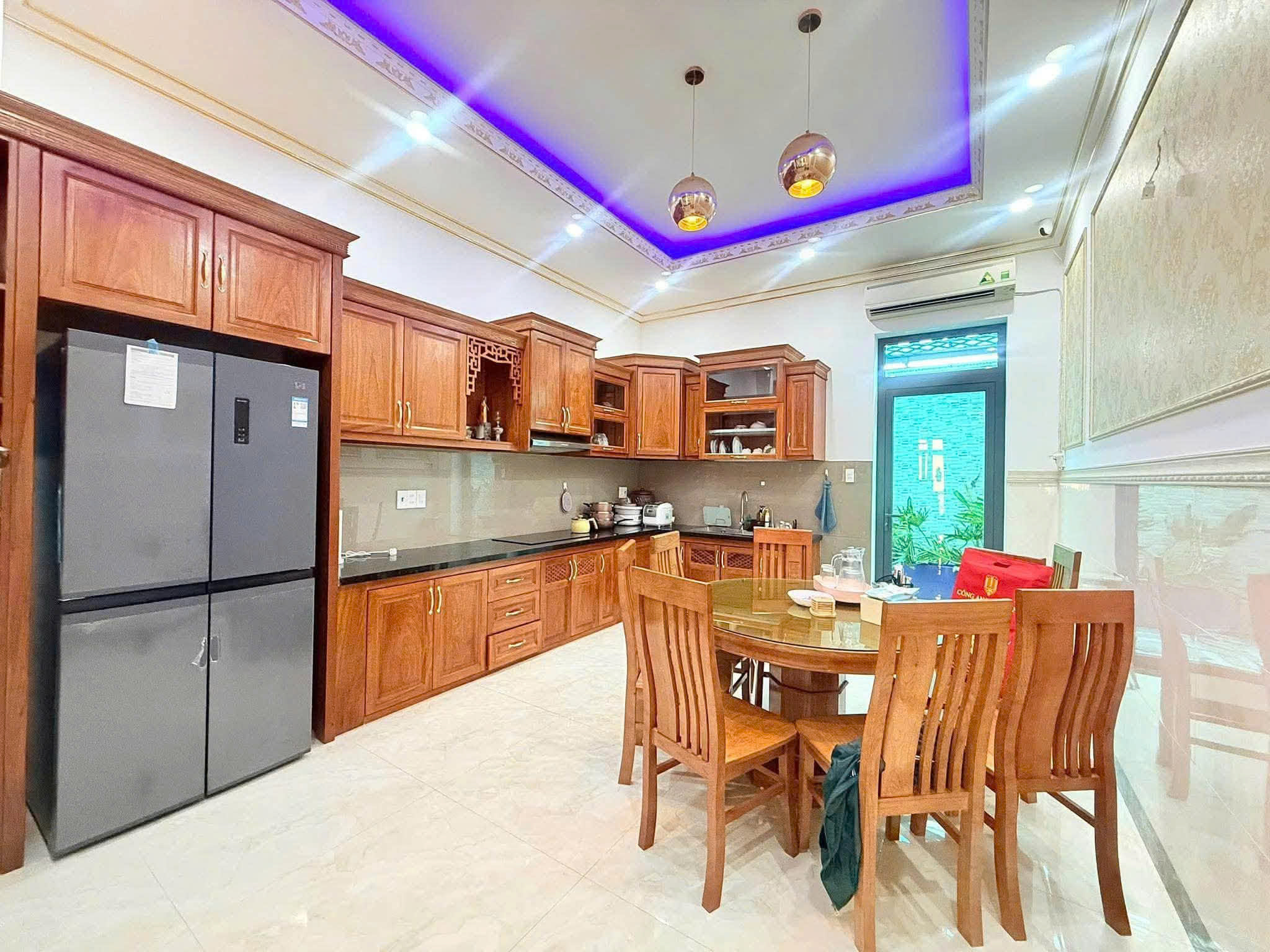 Bán nhà HXH 8m Tây Thạnh - giao Nguyễn Hữu Tiến, 4x17m, 4 Tầng  - 5PN, sổ A4, 10 Tỷ.