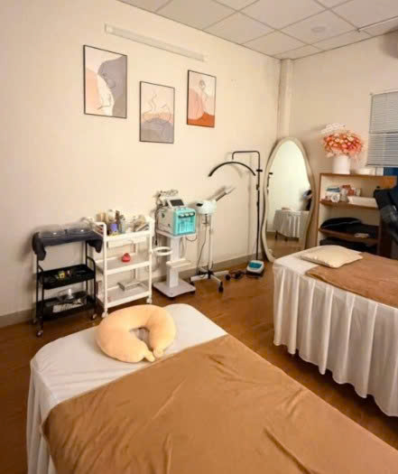 HỒ CHÍ MINH CHÍNH CHỦ SANG NHƯỢNG TIỆM NAIL GỘI CÓ THỂ Ở LẠI ĐƯỢC-4