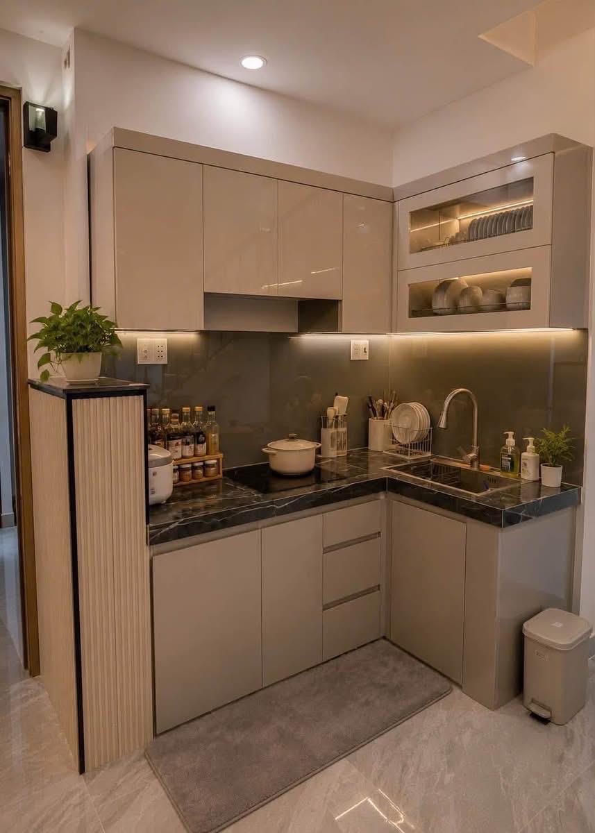 **Bán nhà mặt tiền Hồng Lạc, phường 10, Tân Bình; 4*11m; 4 tầng - nhà mới