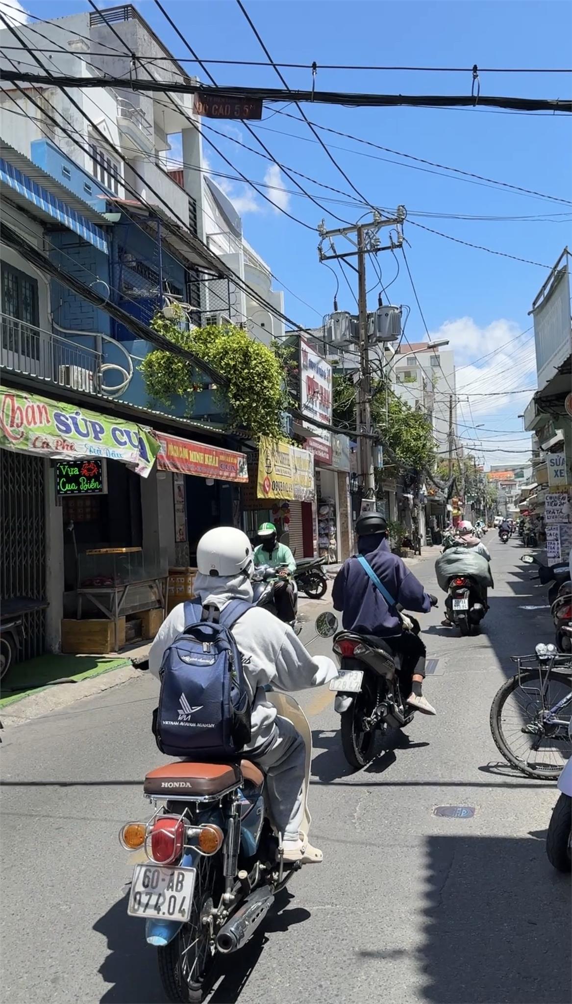 **Bán nhà mặt tiền Hồng Lạc, phường 10, Tân Bình; 4*11m; 4 tầng - nhà mới-4