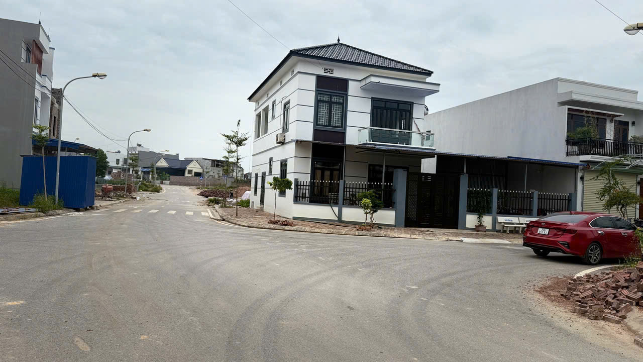 NÓNG BỎNG TAY  BDS TẠI SÓC SƠN DỰ ÁN 33 LÔ  -ĐẦU TƯ TẠI VÙNG VEN ,GIÁ CHỈ TỪ 700XXXX ,GIÁ ĐẪ BAO SỔ , DANH GIỚI, MẶT BẰNG