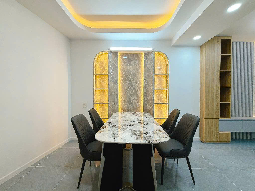 Bán Nhà 65m² ở Quận 7 – Giá 12 Tỷ Đầu Tư Hay An Cư Đều Lý Tưởng