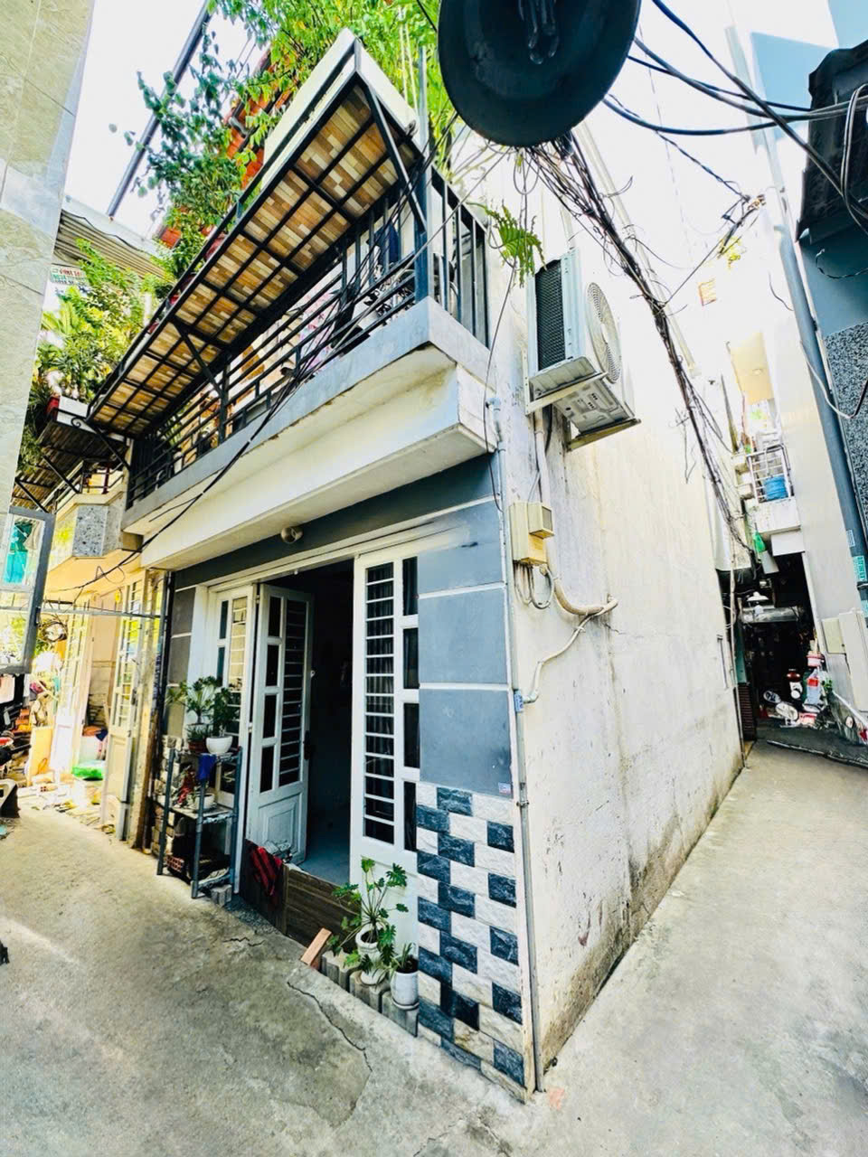 BÁN NHÀ NHỎ TIỀN QUẬN 8 - HỒ THÀNH BIÊN - GIÁ CHỈ 2.4 TỶ