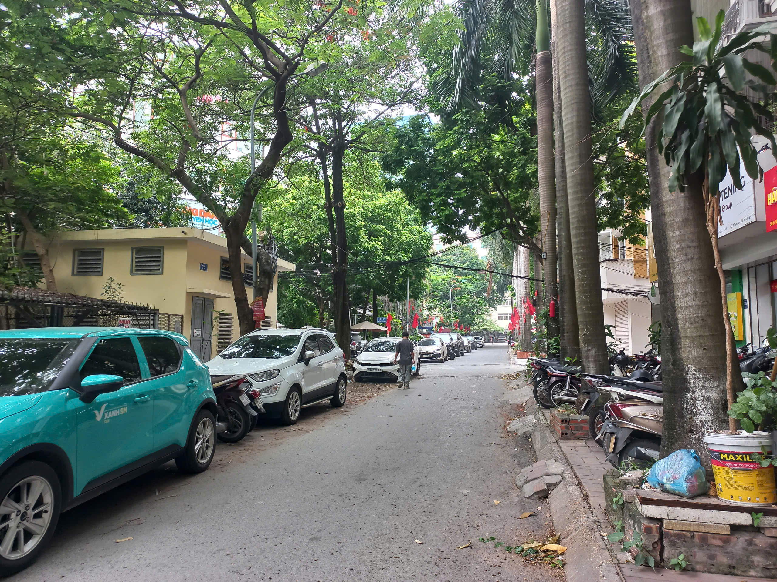 BÁN NHÀ PHÂN LÔ NGUYỄN THỊ ĐỊNH, VỈA HÈ, OTO TRÁNH, 52M2 5T, Ở, KINH DOANH, HƠN 26 TỶ