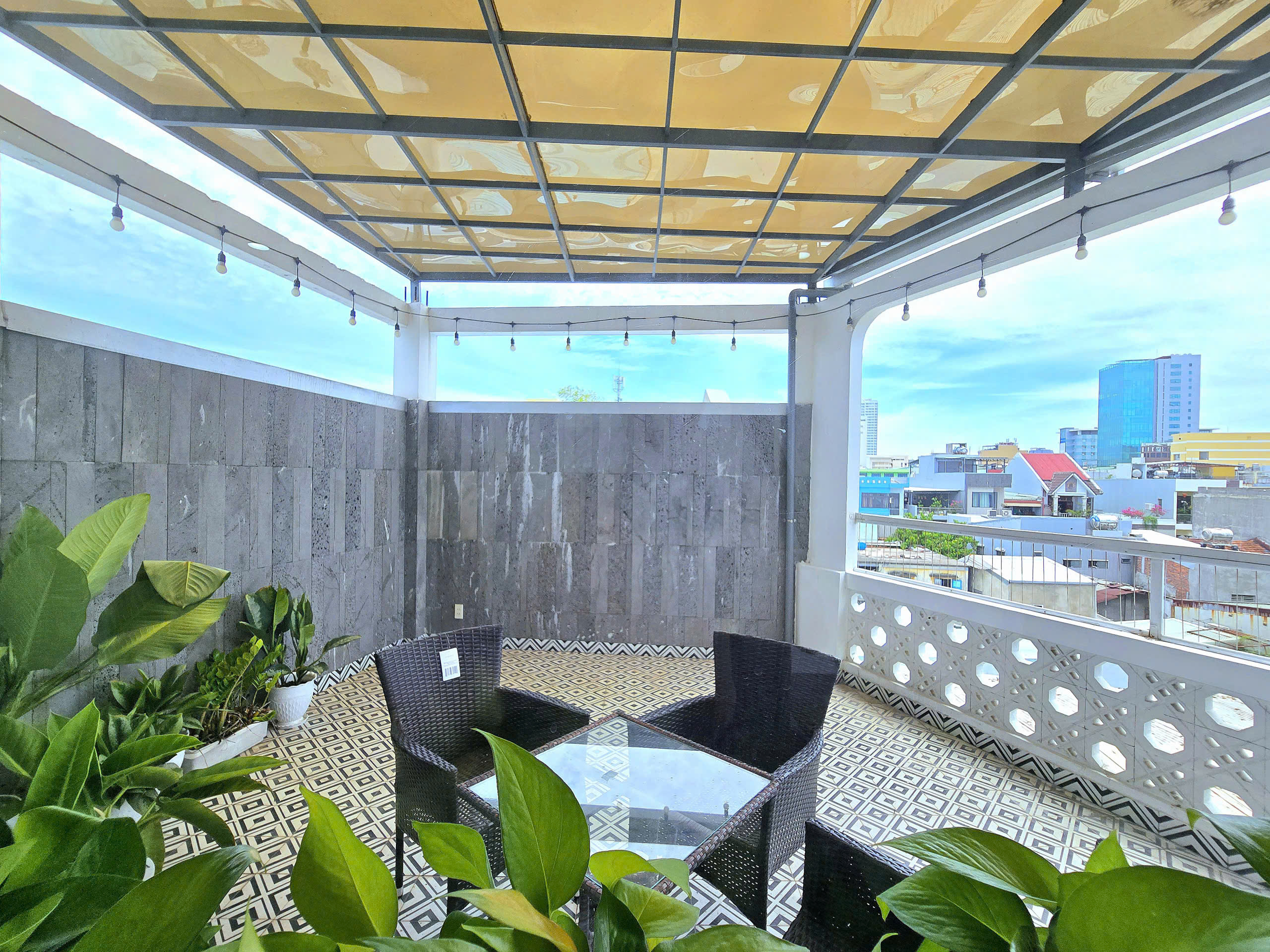 ♣ Kiệt Ô tô thẳng thông Lê Đình Lý, 55m2 ngang 8.5m, KD, 3.5 tầng, 7 phòng, 5.x tỷ-3