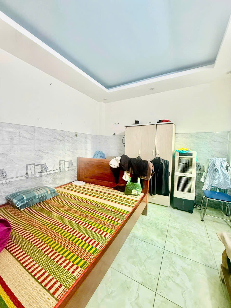 # 1 nhà ra Ô tô, gần Nguyễn Hoàng, 41m2, 4 tầng đúc, 4PN khép kín, sân thượng, 3.x tỷ-4