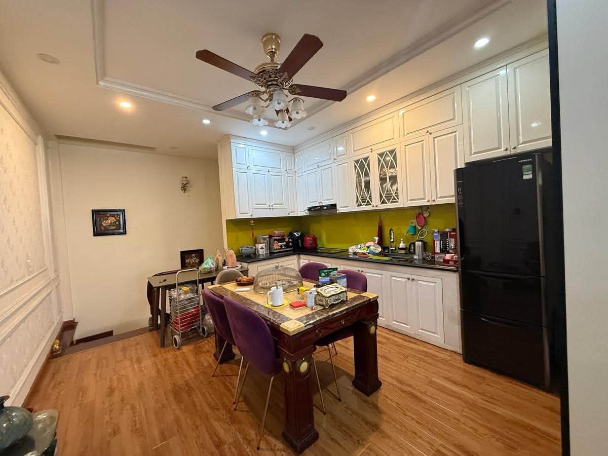 Bán nhà Hương Viên, 45m2, 7 tầng thang máy, mặt tiền gần 4m, 19.8 tỉ, ngõ rộng, kinh doanh