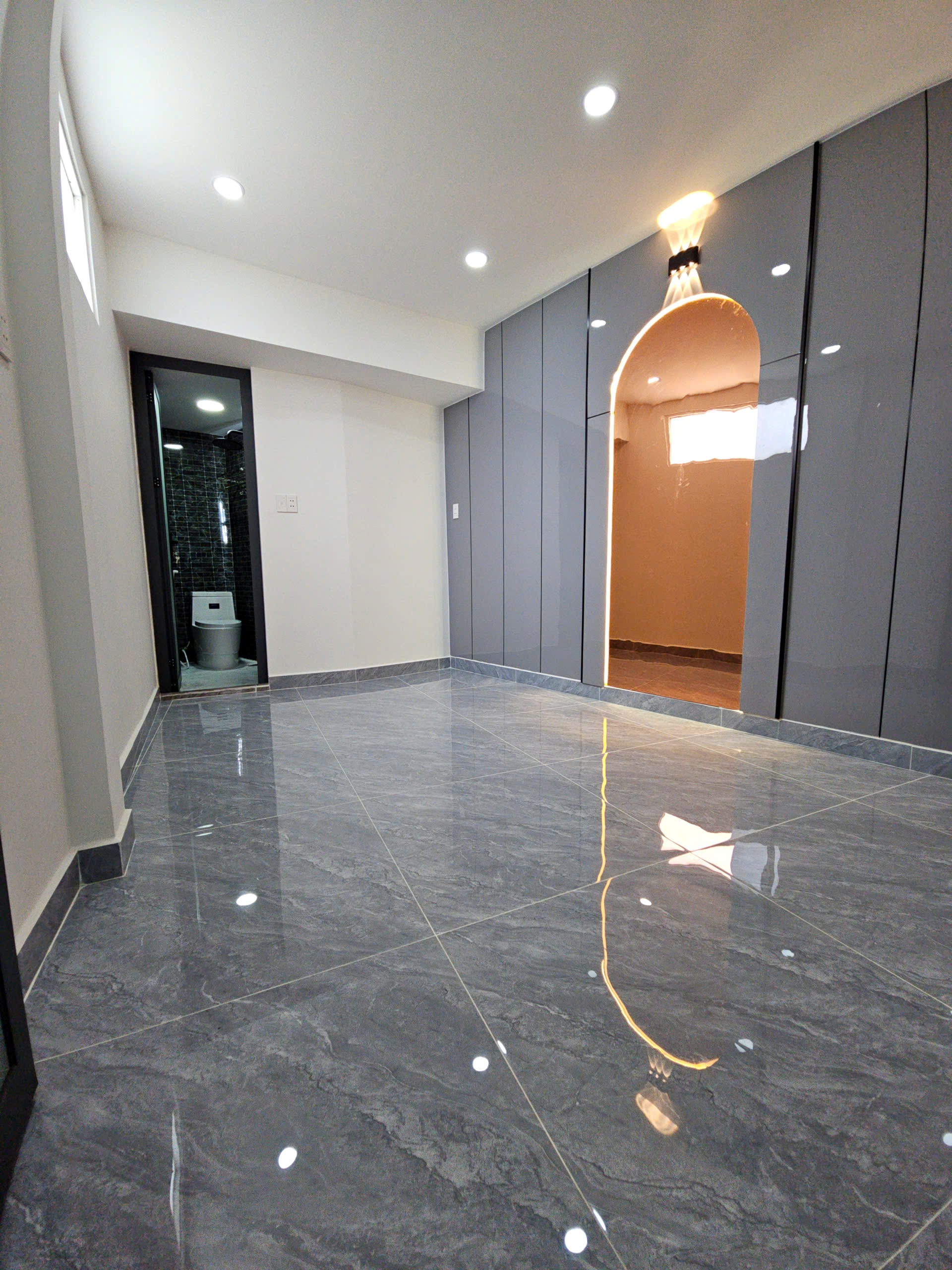 bán nhà sát mặt tiền kinh doanh trung tâm Q4
Ngang 3.5 dài 14 m ĐÚC BÊ TÔNG XÂY DỰNG MỚI-4