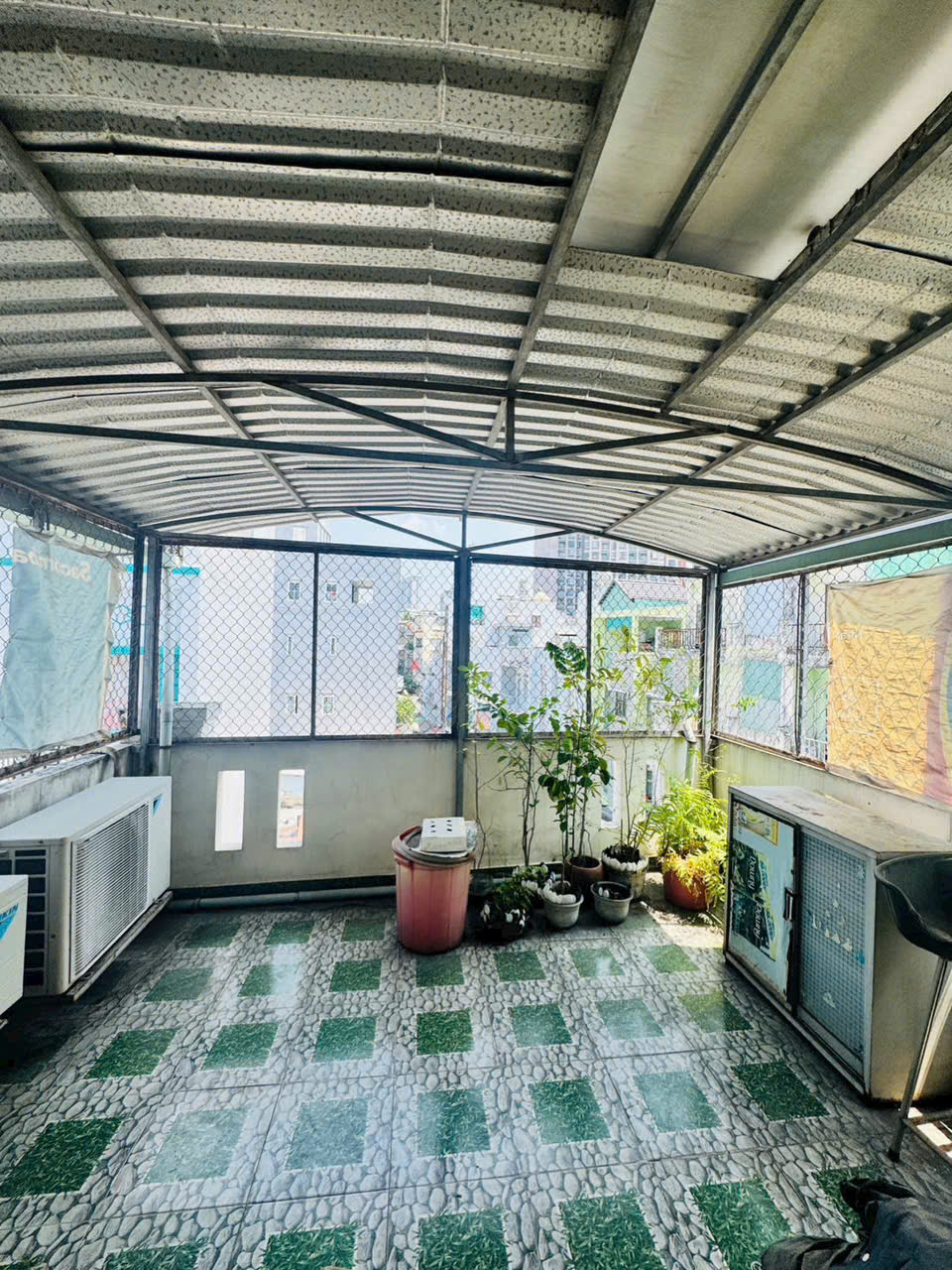 Bán nhà đẹp khánh hội q4  ngay mặt tiền