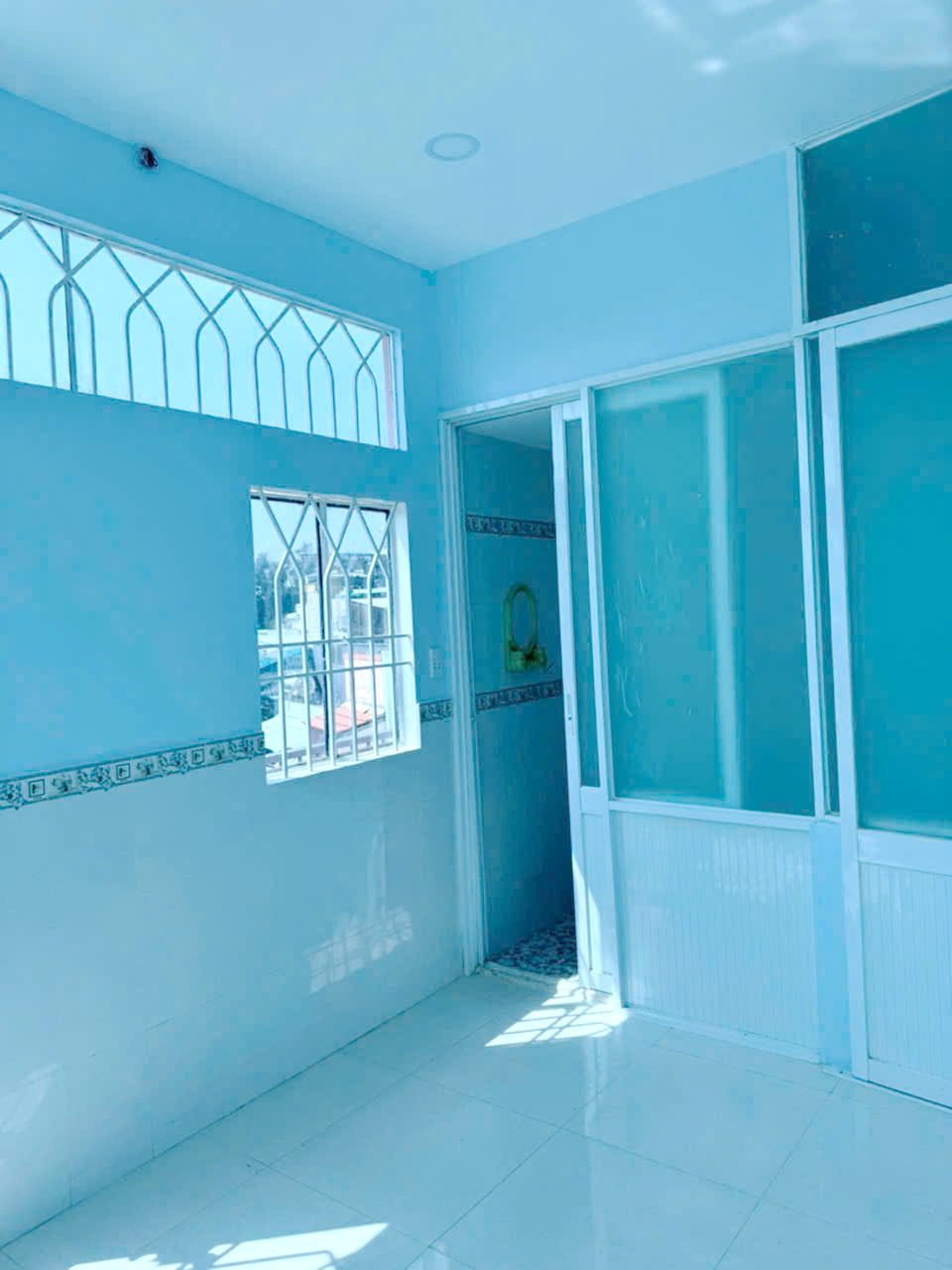 Nhà góc 3 tầng hẻm thông 432 Dương Bá Trạc P1Q8. Giá 2.25 tỷ TL