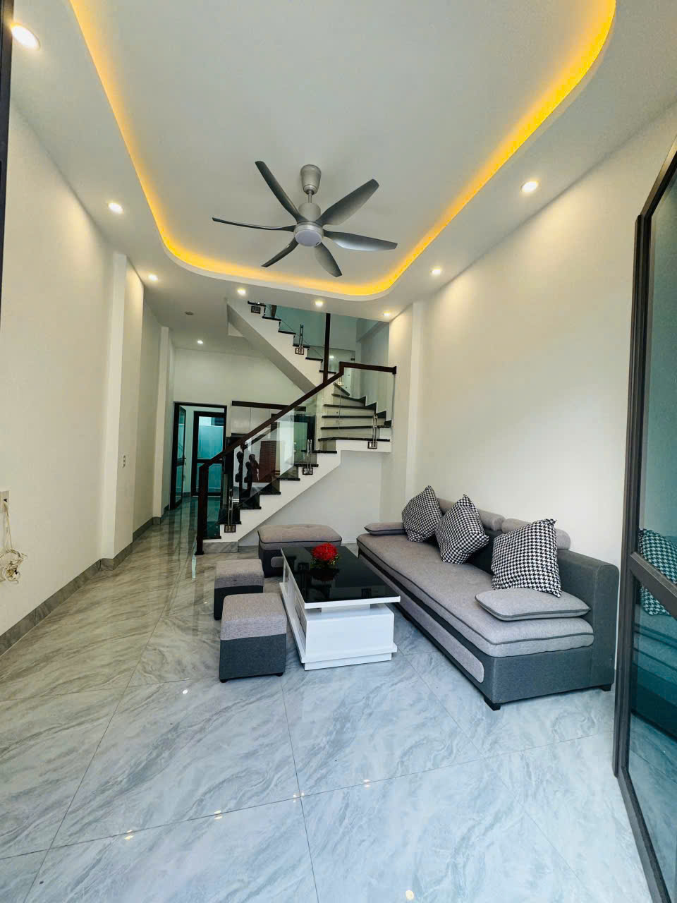 🌵Bán nhà 2 tầng (lô góc cực thoáng )ngõ phố khu 2 phường Việt Hoà, TPHD cũ).-3