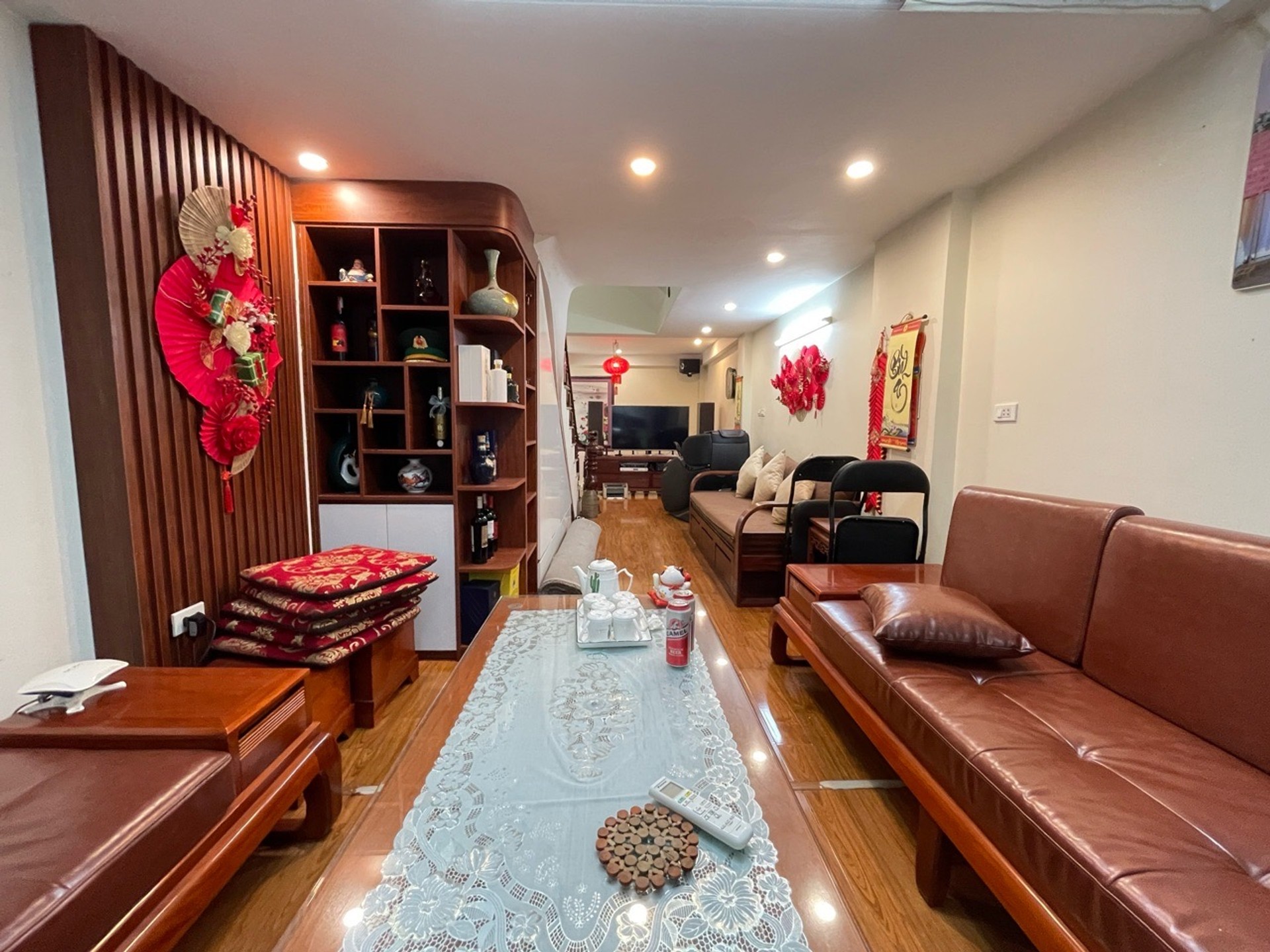 BÁN NHÀ VIỆT HƯNG 45M2- 5 Tầng- VỈA HÈ, Ô TÔ TRÁNH- HƠN 10 Tỷ