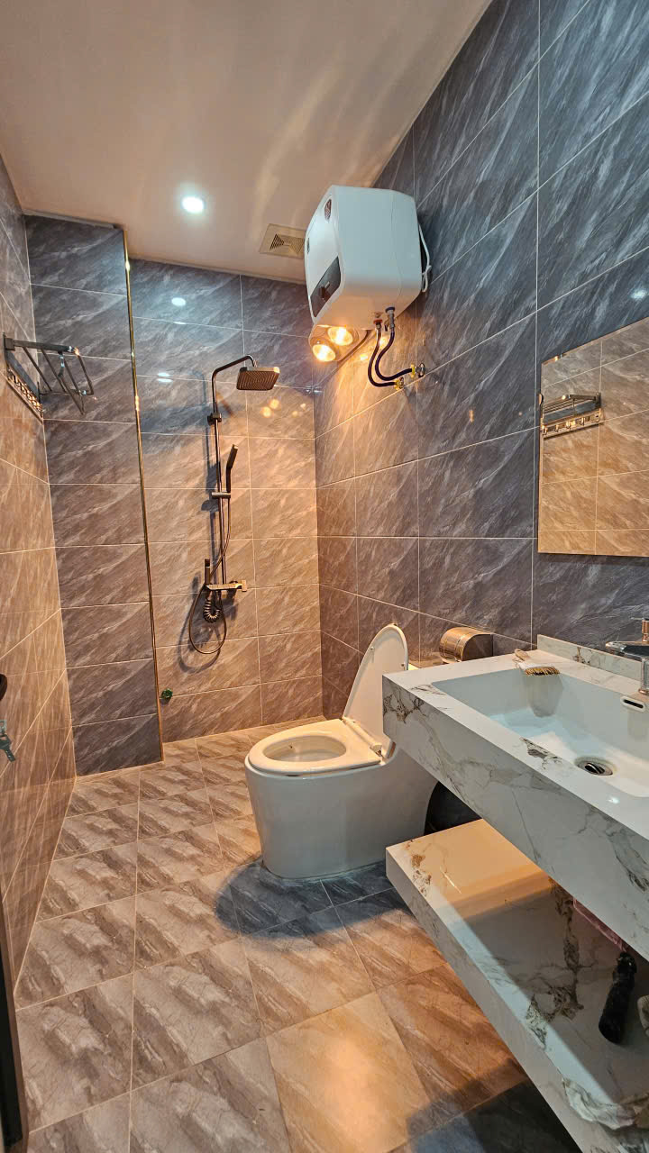 Nhà mới xây đường Khúc Thừa Dụ, An Biên, Hải Phòng - 4 tầng kiên cố - Hướng Đông Nam - Chỉ 3,7 tỷ-4