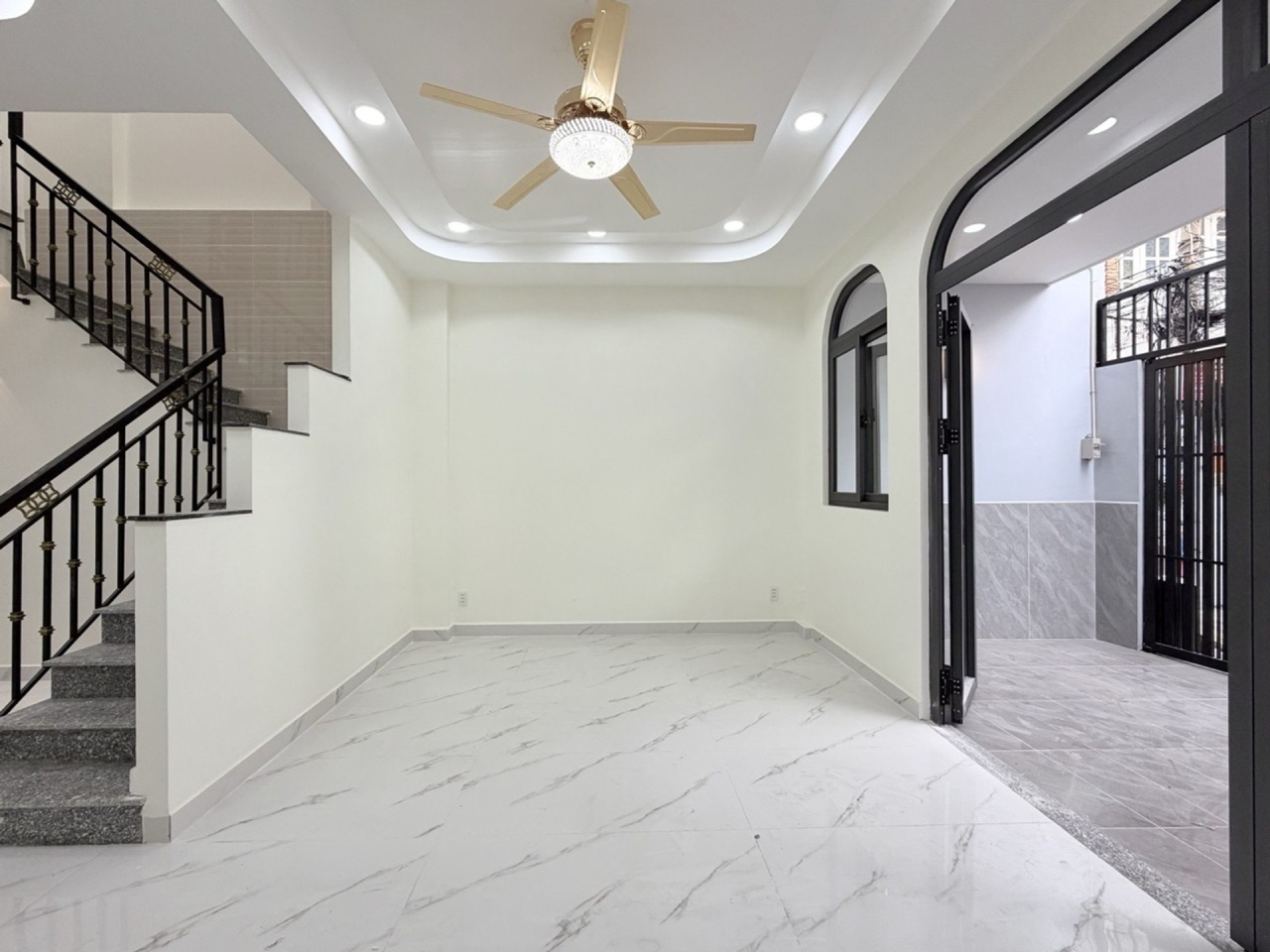 [O2712*] Nhà mới 87m2 ngang 5.2m sát ĐH Tài Chính 2 Nguyễn Thượng Hiền, chỉ 5.x tỷ
