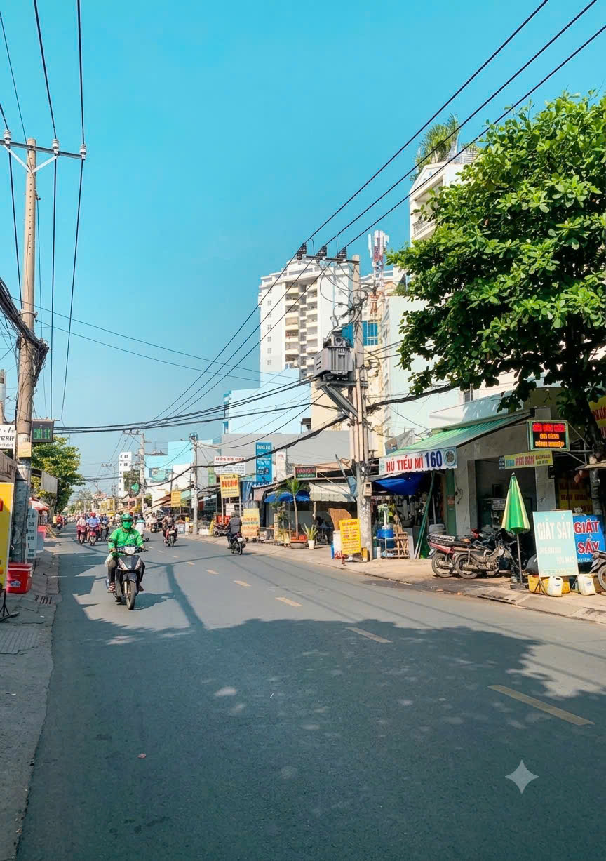 Mặt Tiền  Thoại Ngọc  Hầu Tân  Phú Diện Tích Khủng  216m2 Dòng Tiền 300Tr/ Năm Nhỉnh 11 Tỷ