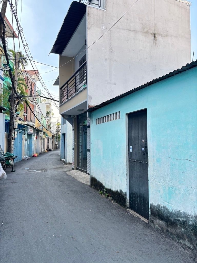[D2713*] Đất tặng nhà 2 tầng sát Vòng Xoay Nguyễn Thái Sơn Đường Số 7, giá 5.x tỷ-3