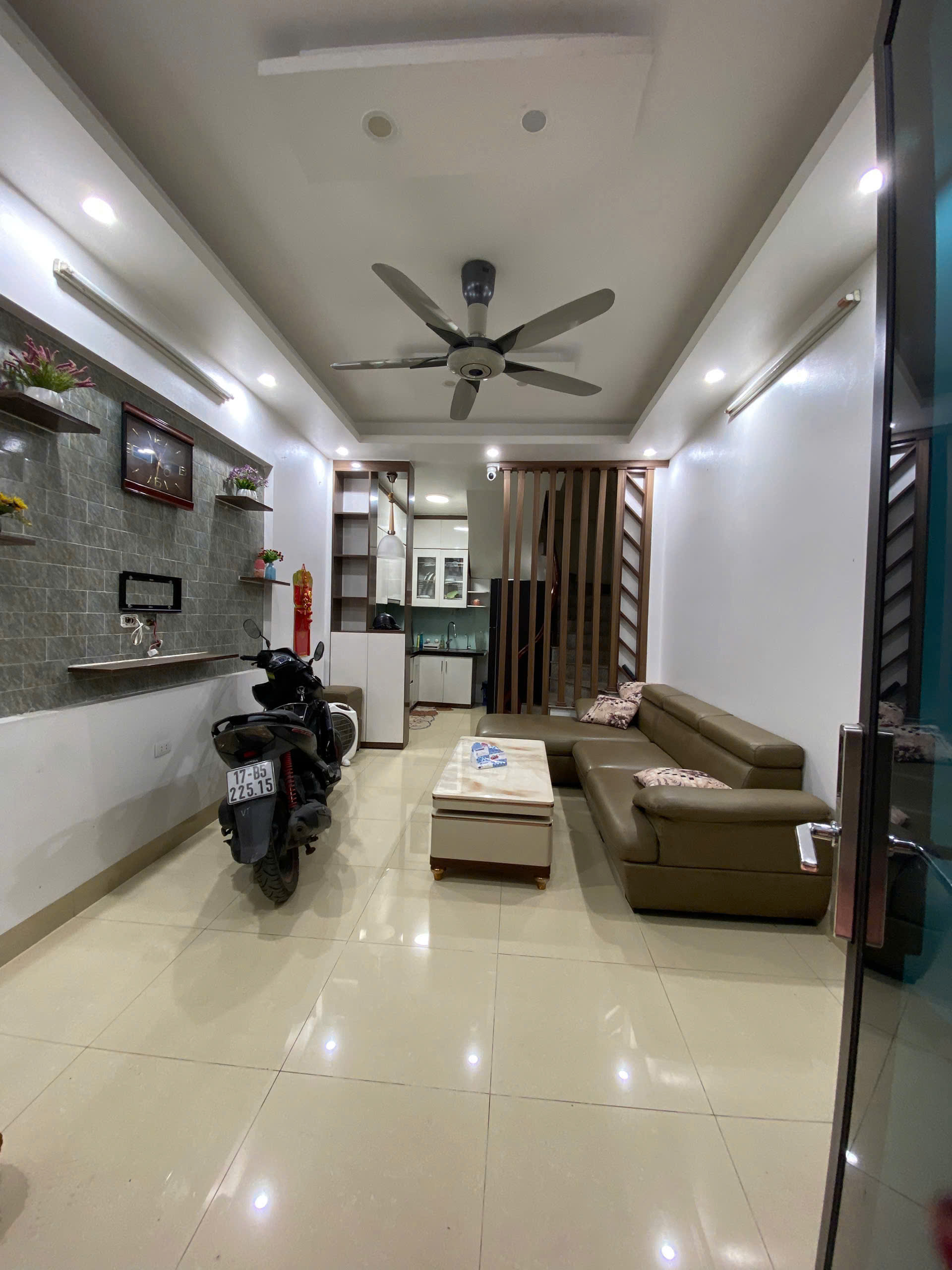 CHO THUÊ NHÀ ĐẸP 5 TẦNG – FULL NỘI THẤT TẠI VĨNH HƯNG, HOÀNG MAI, HÀ NỘI
