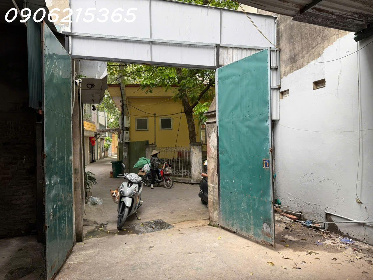🔥 Cho thuê kho Xuân Đỉnh 204m² – Ô tô vào tận kho  Gần Ciputra, Starlake  Chỉ 19 triệu/tháng, LH 0906215365