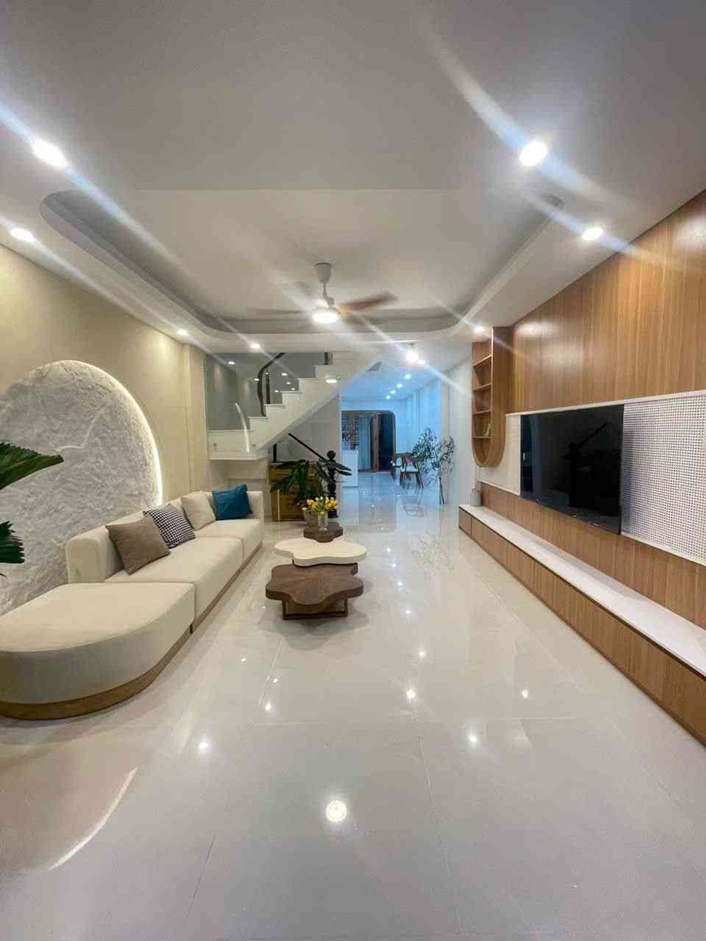 MẶT TIỀN ĐƯỜNG HUỲNH THỊ ĐỒNG – VỪA Ở VỪA KINH DOANH- FULL NỘI THẤT CAO CẤ-3