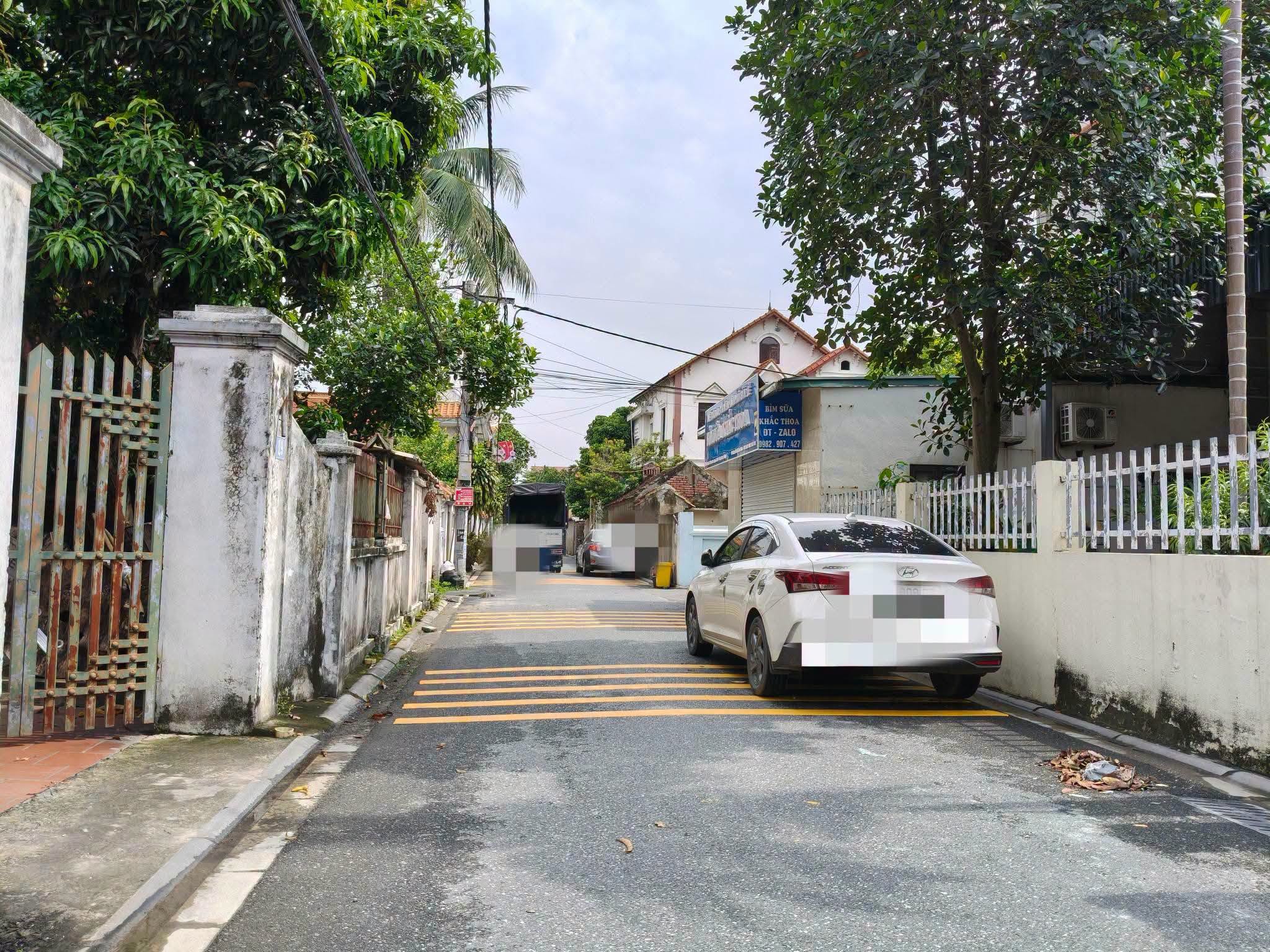 Chia đôi mà bán cả 184m2, mt11m, ô tô thông, 13.5 tỷ Nguyên Khê, Đông Anh.