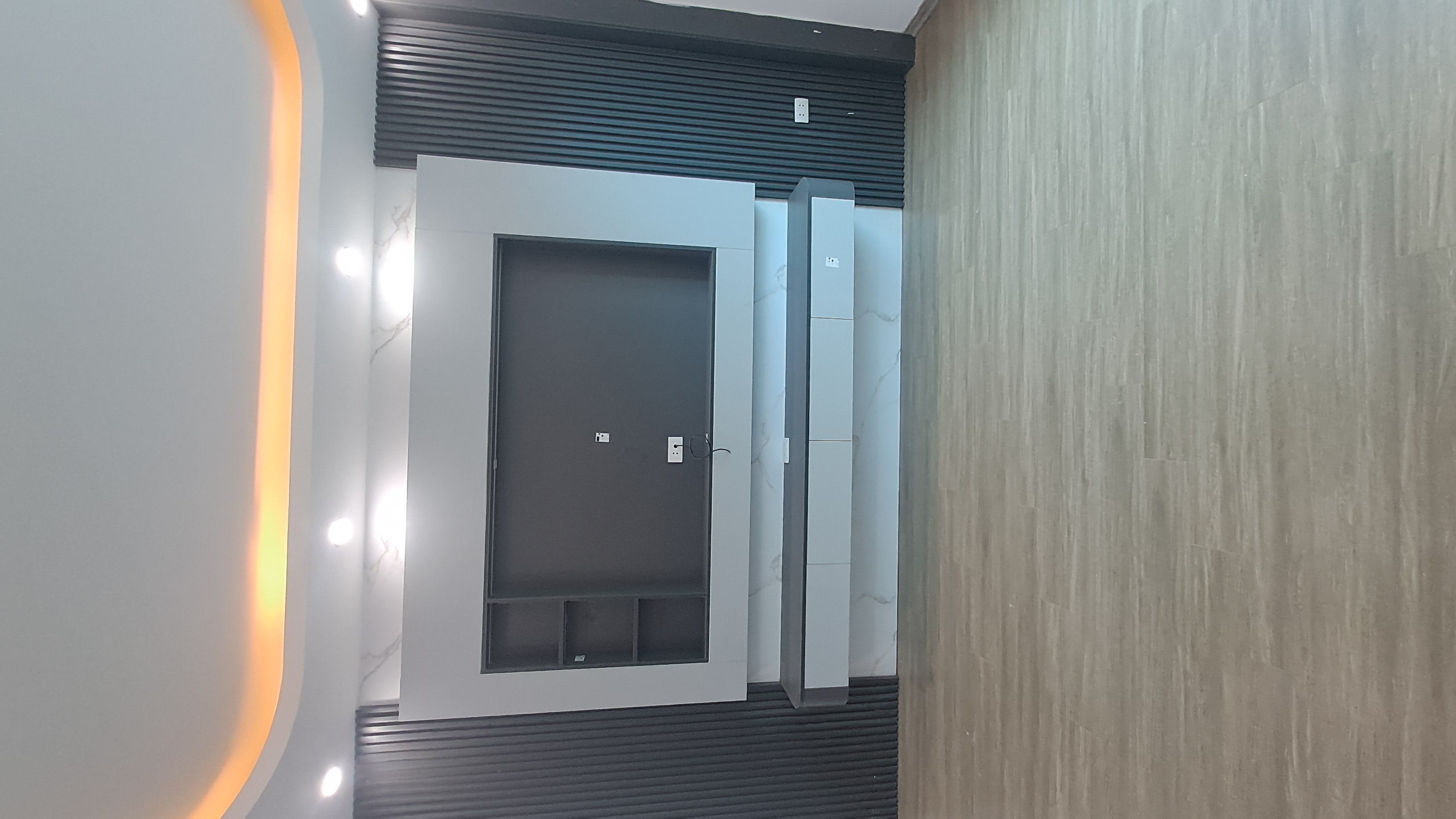 Bán nhà Vĩnh Trung 40m² x 5 tầng, ô tô vào nhà, giá chỉ 5 tỷ