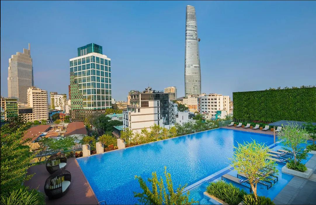 Khách sạn 4 sao- 95 phòng- view công viên- ngay chợ bến thành- 2,7 tỷ/th-3