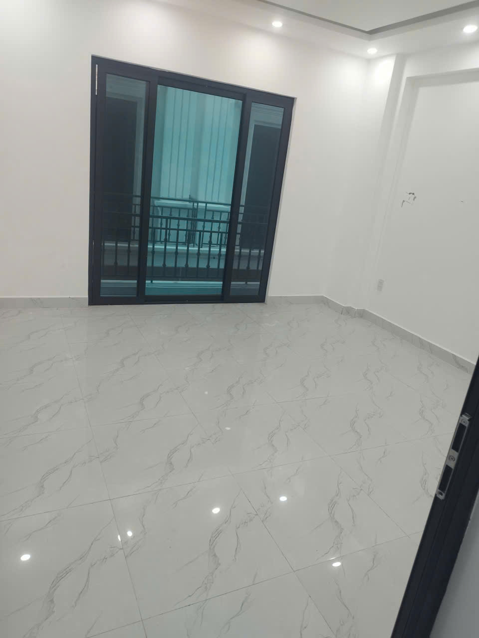 BÁN NHÀ 4 TẦNG ĐỘC LẬP NAM HẢI, HẢI AN, HẢI PHÒNG  Ô TÔ ĐỖ CỬA, GIÁ TỐT-3