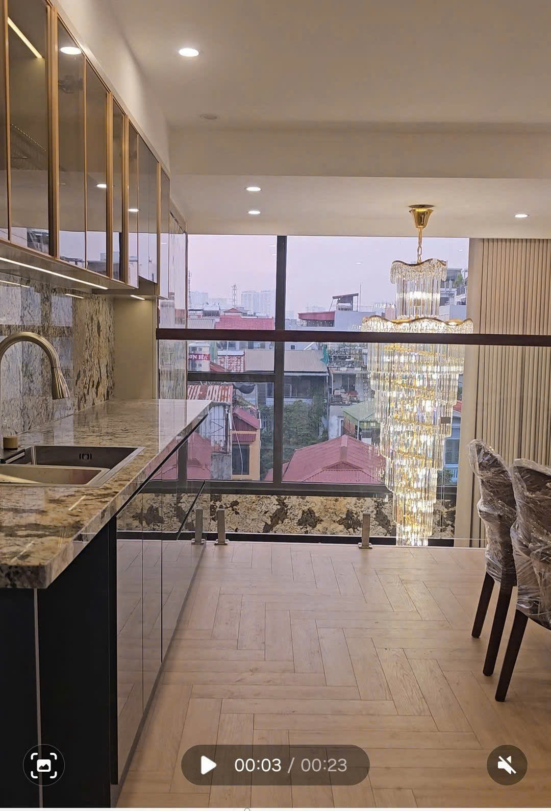CHO THUÊ NHÀ NGUYÊN CĂN VIEW HỒ TÂY – SÁT MẶT HỒ, THANG MÁY, Ô TÔ VÀO NHÀ-3