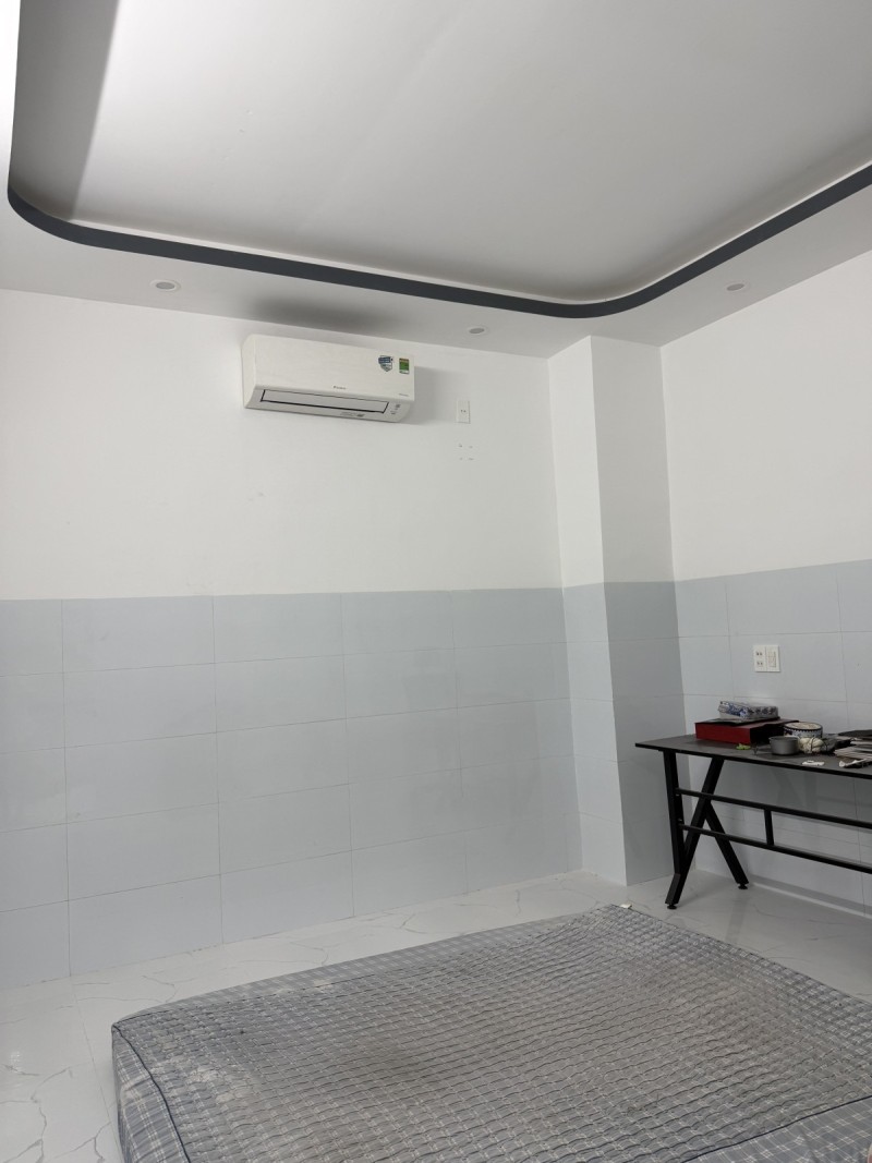 # Kiệt Ô tô Nguyễn Phước Nguyên gần Chợ, 60m2, 3 tầng còn mới, 4.x tỷ-4