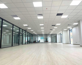 Cho thuê nhà, Nguyễn Thị Định, Hoàng Ngân, Yên Hòa; 331m2* 1T -61 tr-1