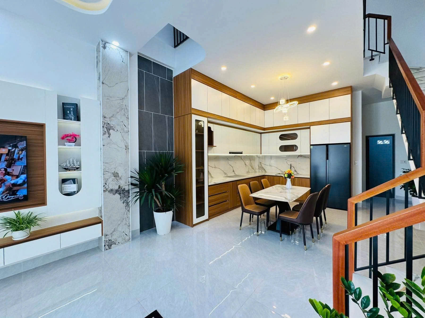🔴💥SIÊU PHẨM 3 TẦNG NHÀ PHỐ HIỆN ĐẠI – KIỆT Ô TÔ 6M K500 đường TÔN ĐẢN-3